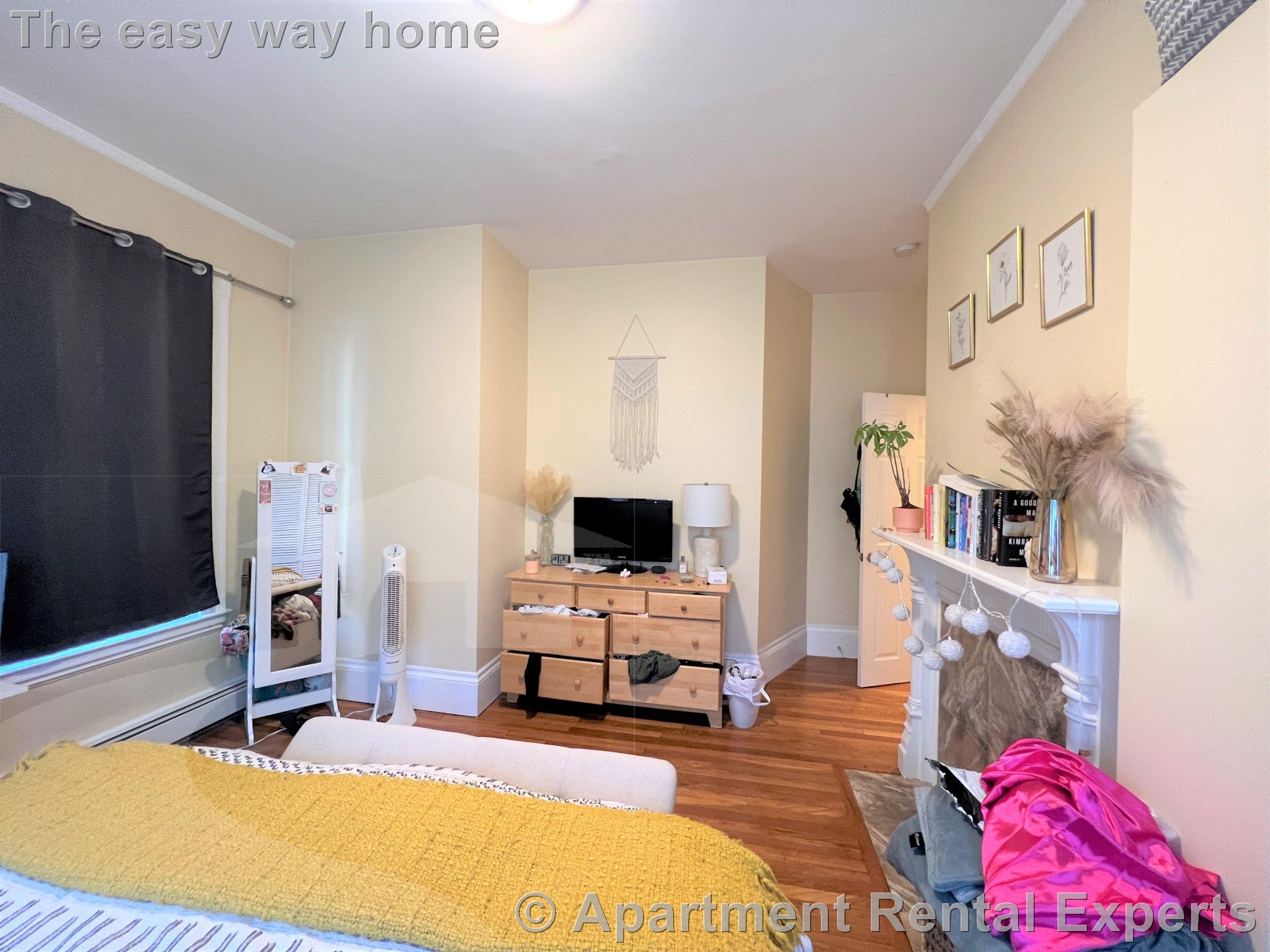 413 Washington St, Central Square