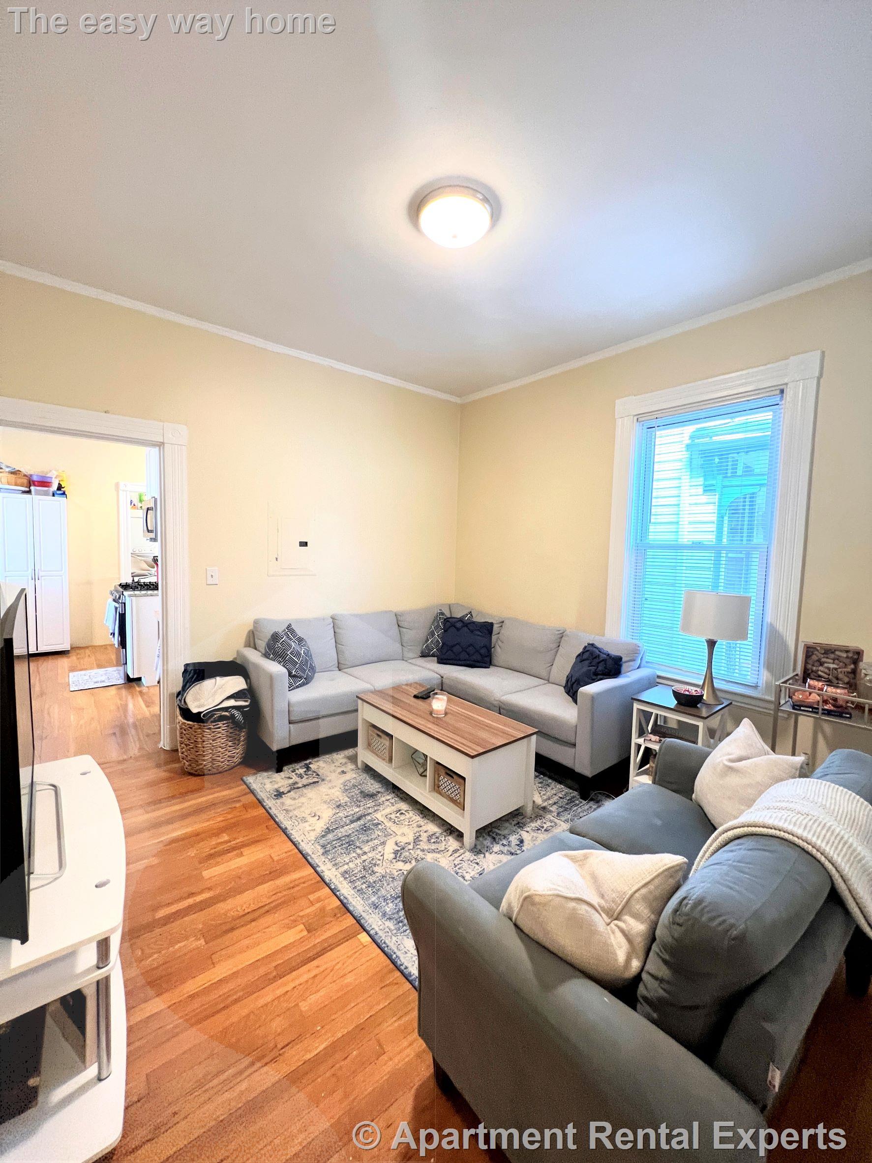 413 Washington St, Central Square