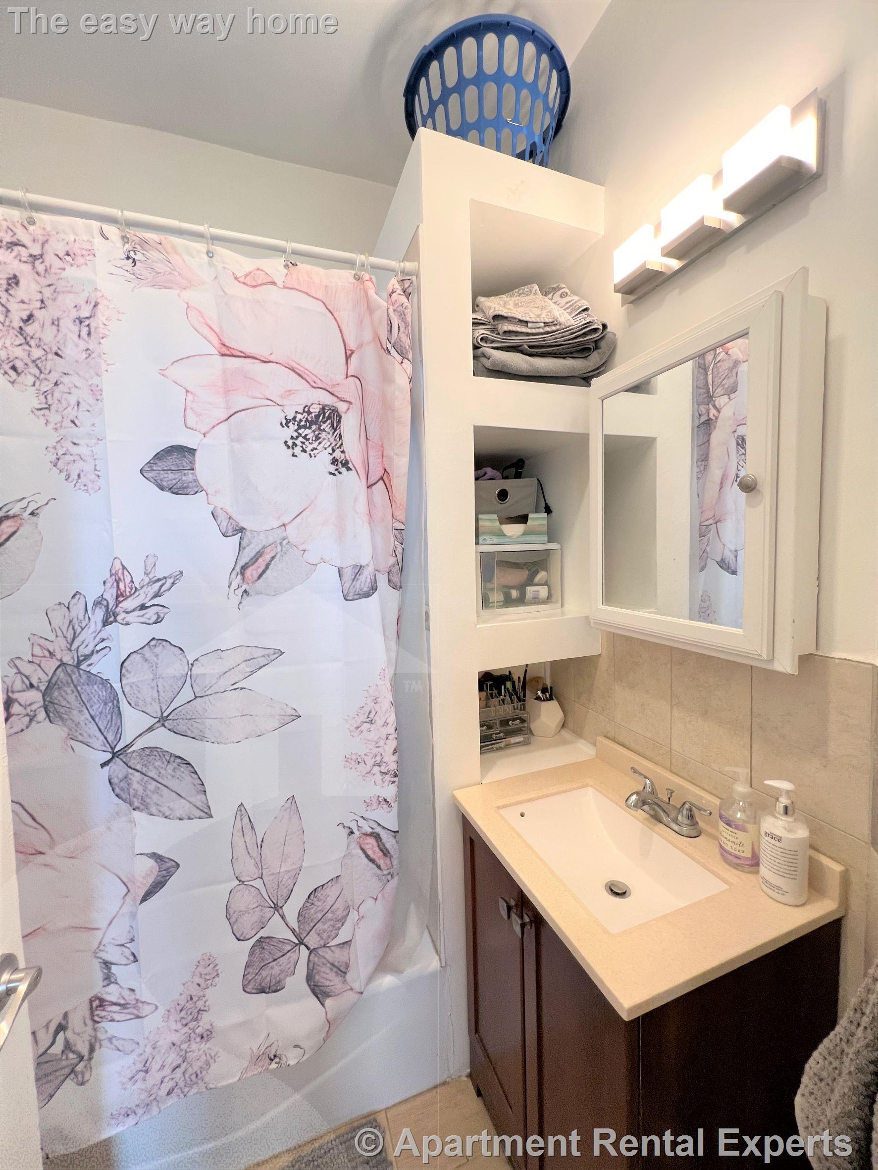 413 Washington St, Central Square