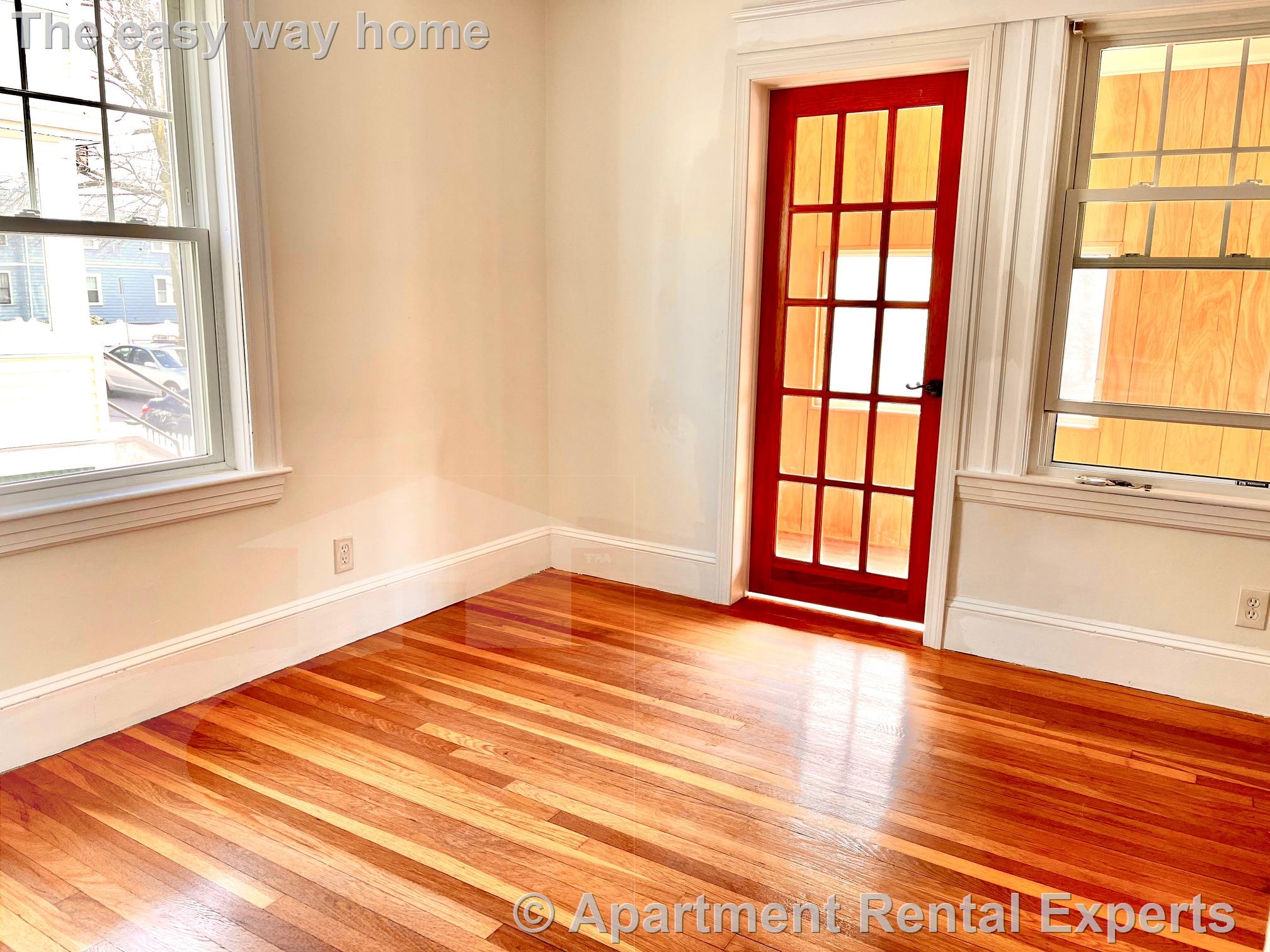 25 Murray Hill Rd, Davis Square