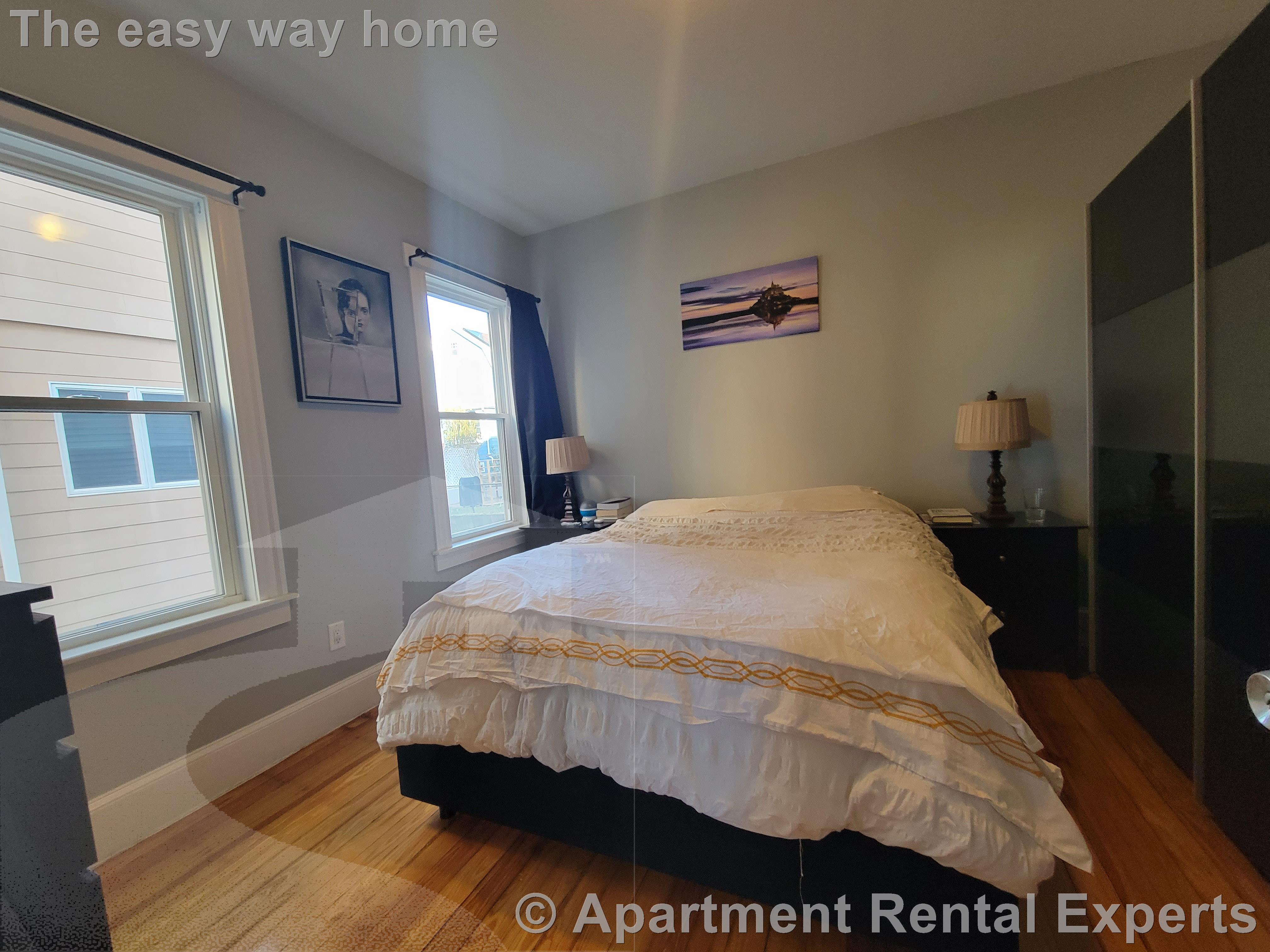 45 Simpson Ave, Davis Square