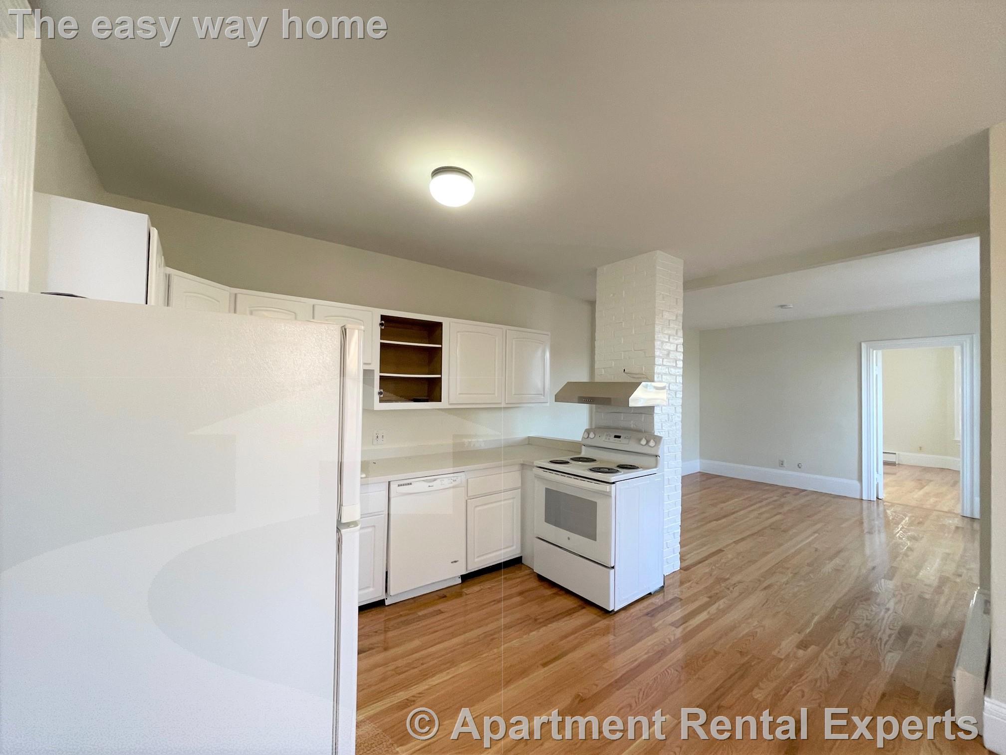 14 Chestnut St, Malden Center