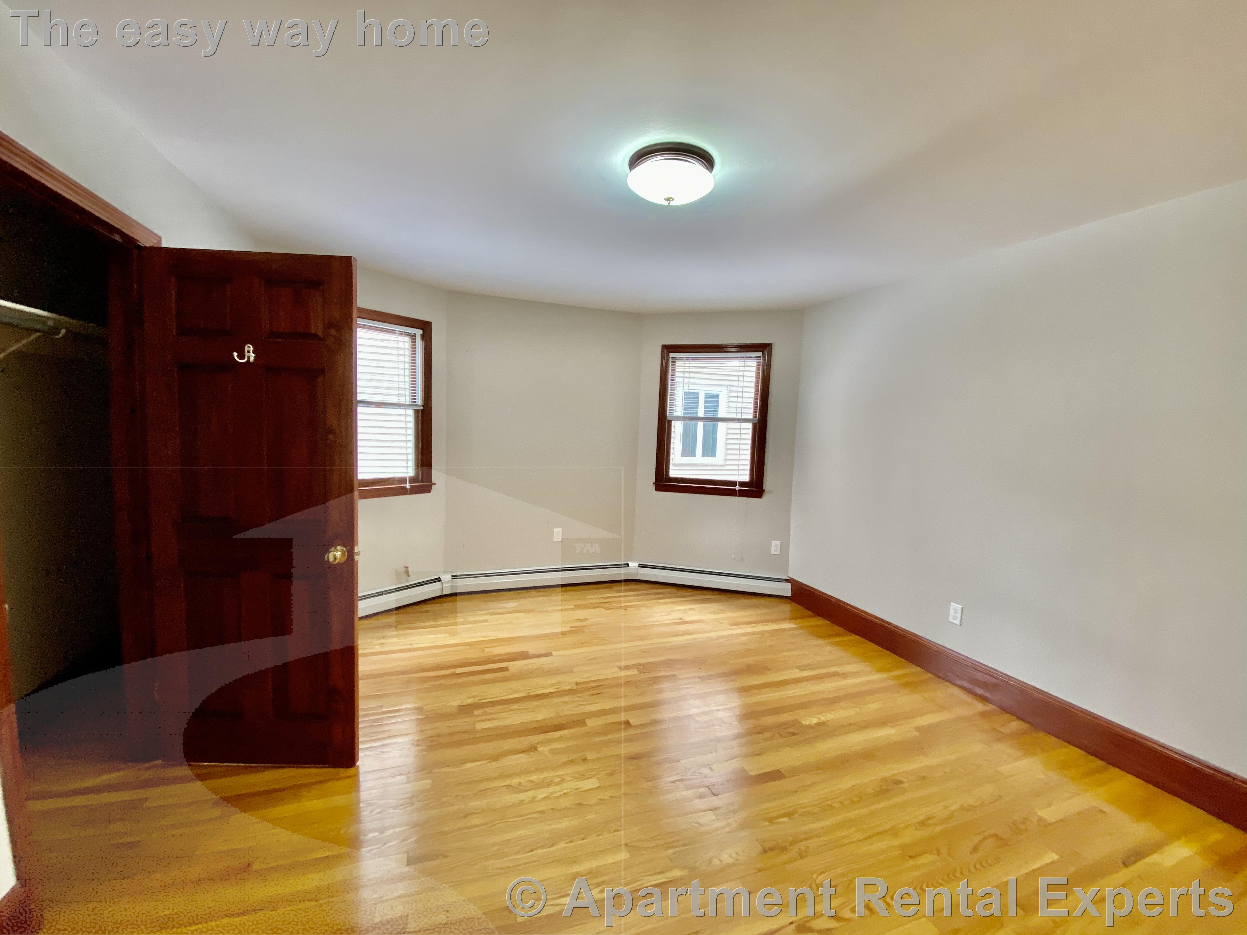 36 Speridakis Ter, Central Square