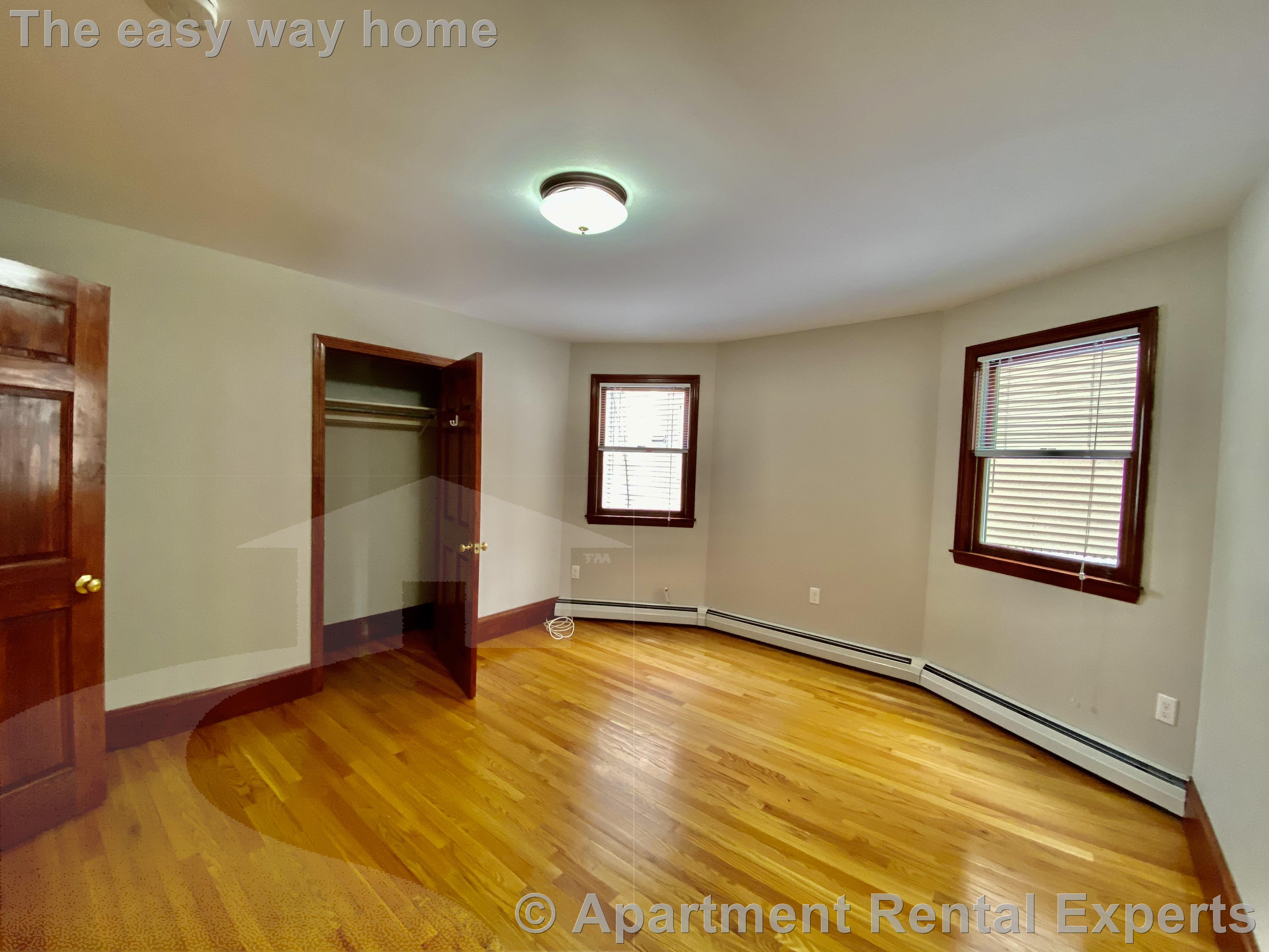 36 Speridakis Ter, Central Square