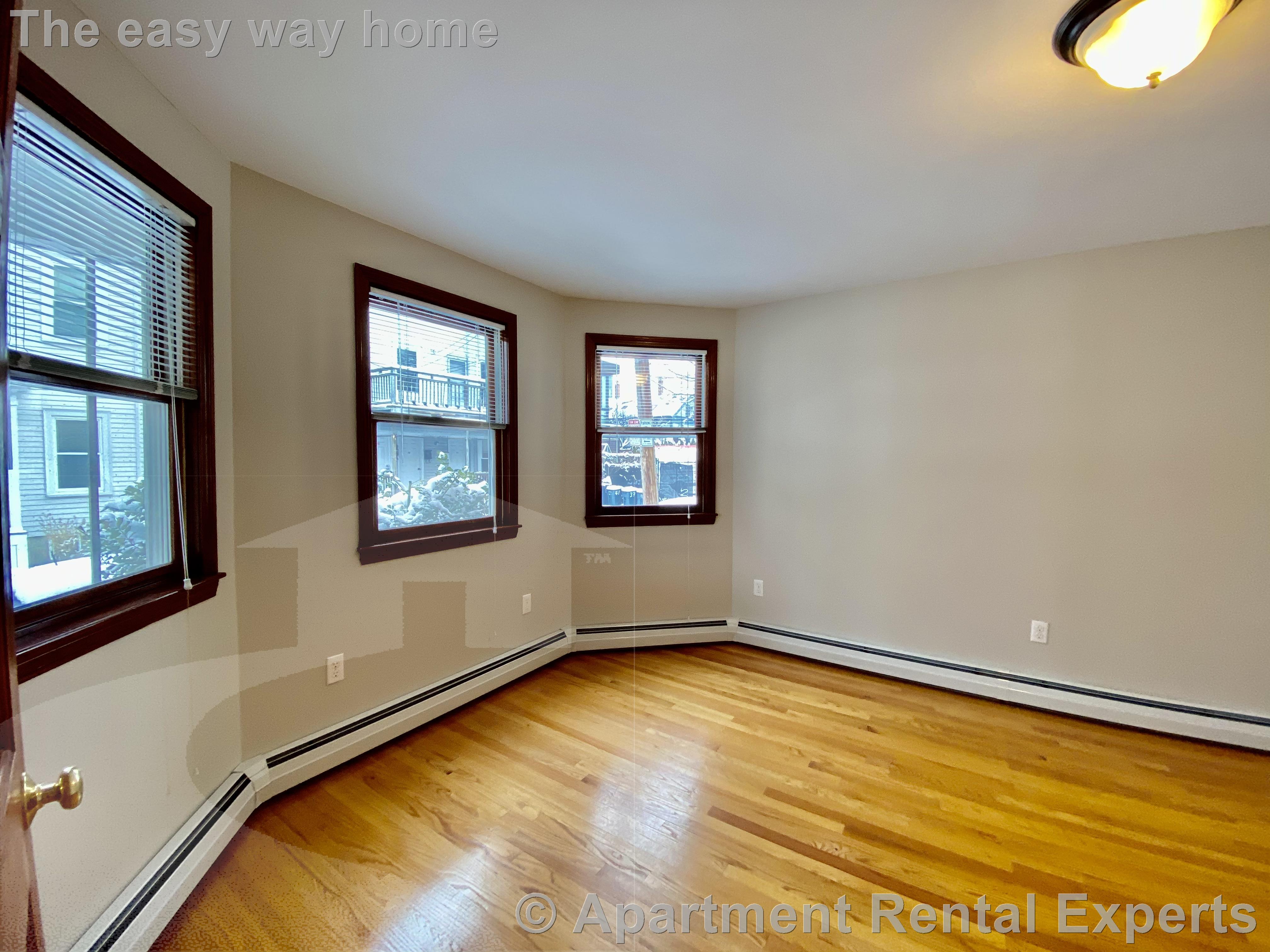 36 Speridakis Ter, Central Square