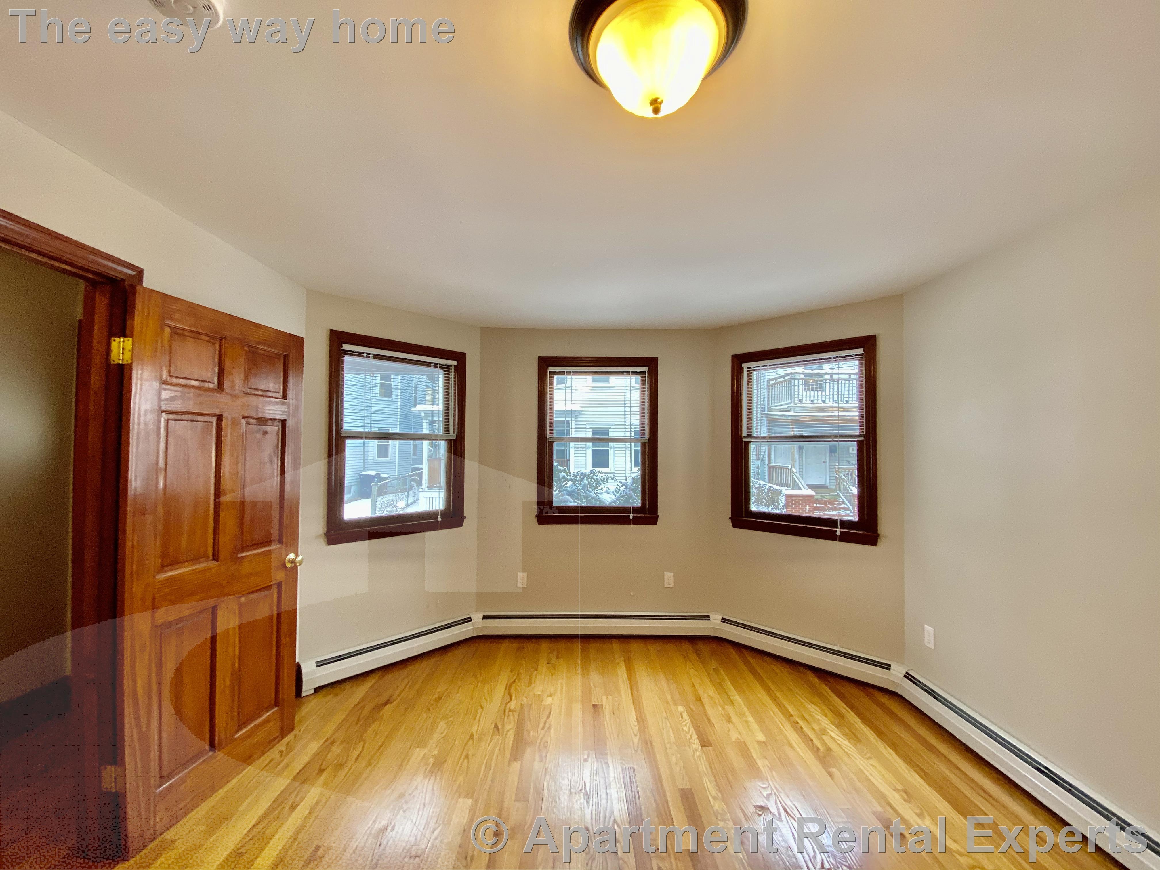 36 Speridakis Ter, Central Square