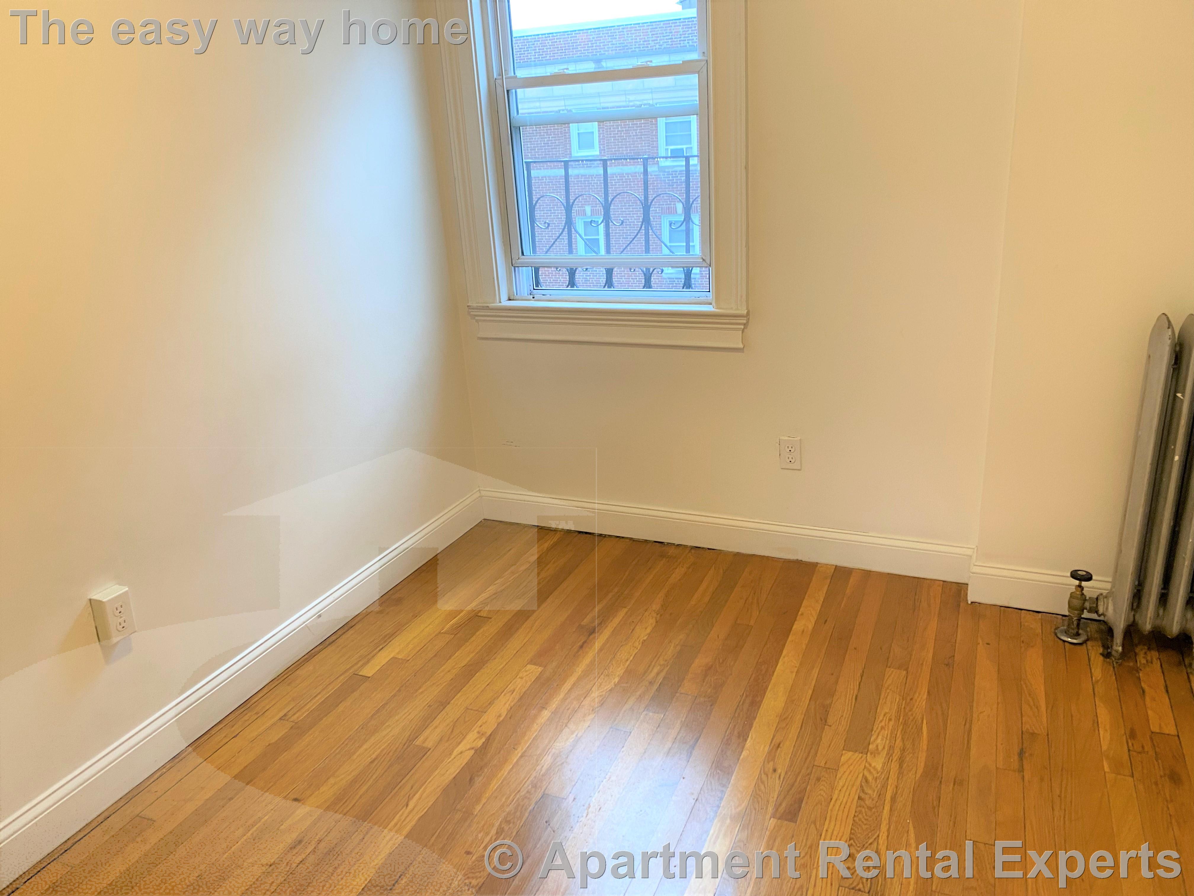 105 Summer St, Malden Center