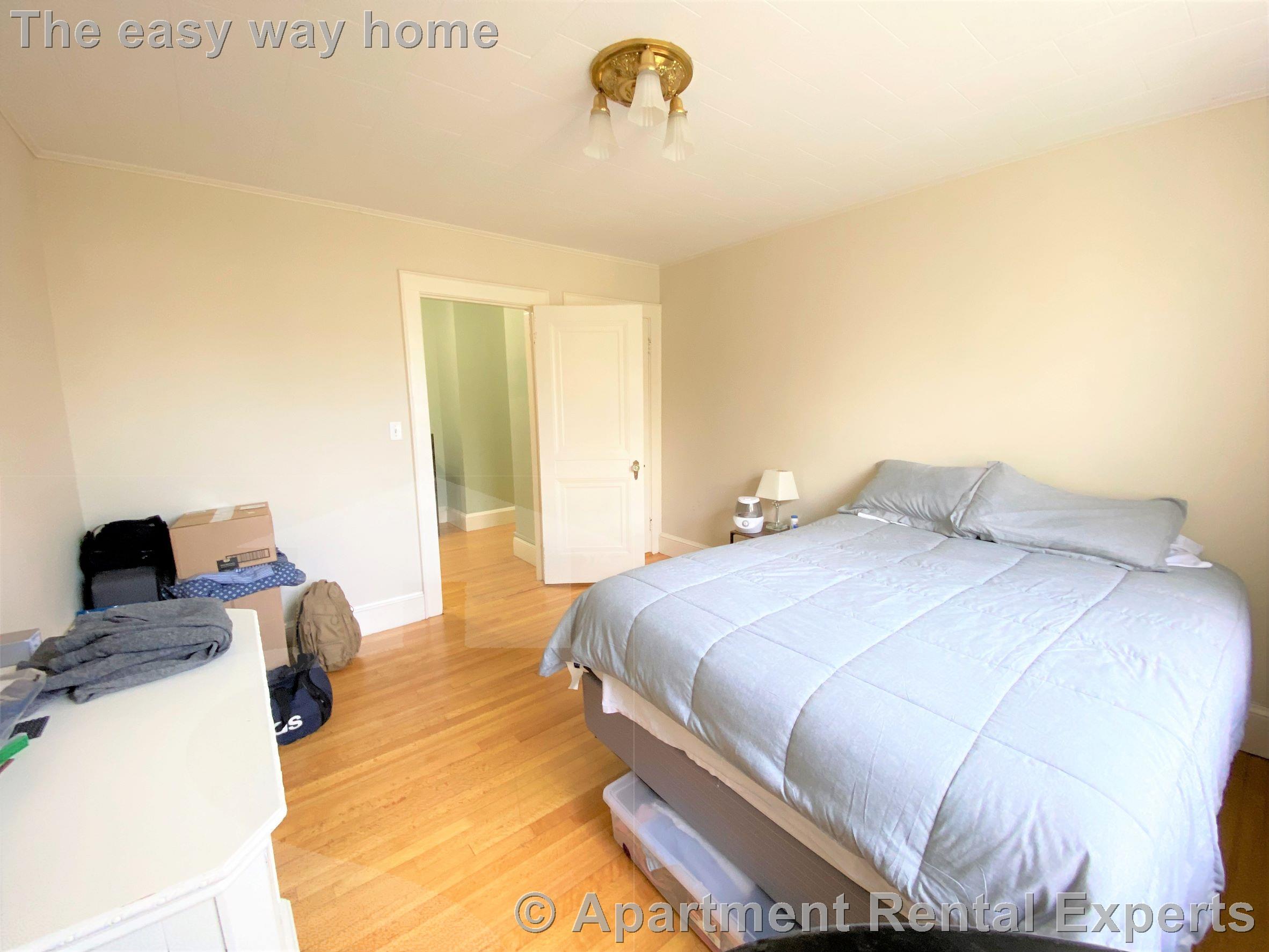 20 Concord Ave, Harvard Square