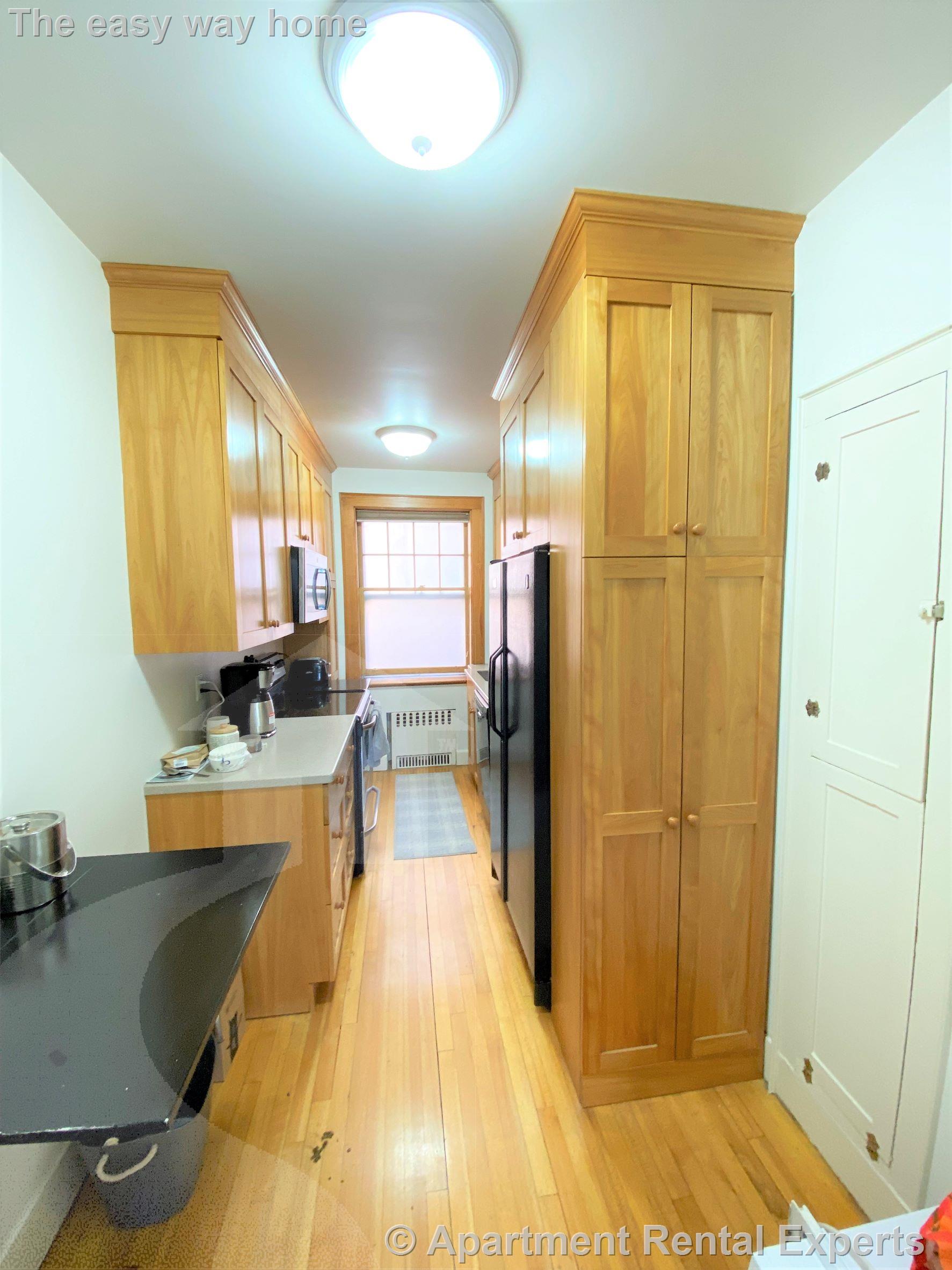 20 Concord Ave, Harvard Square