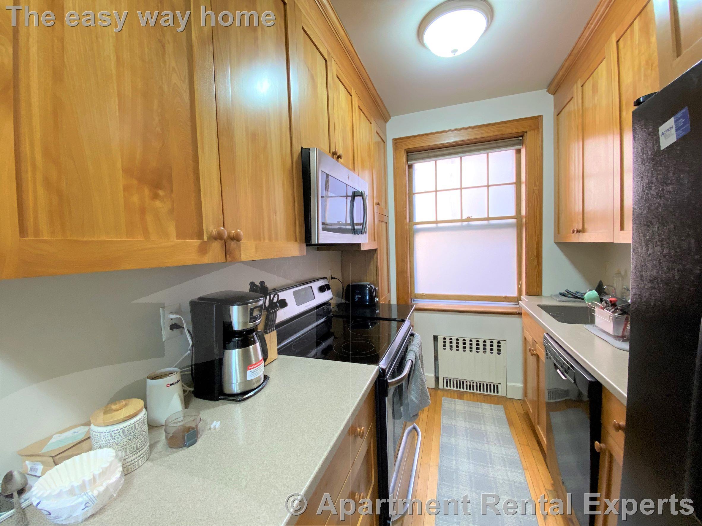 20 Concord Ave, Harvard Square