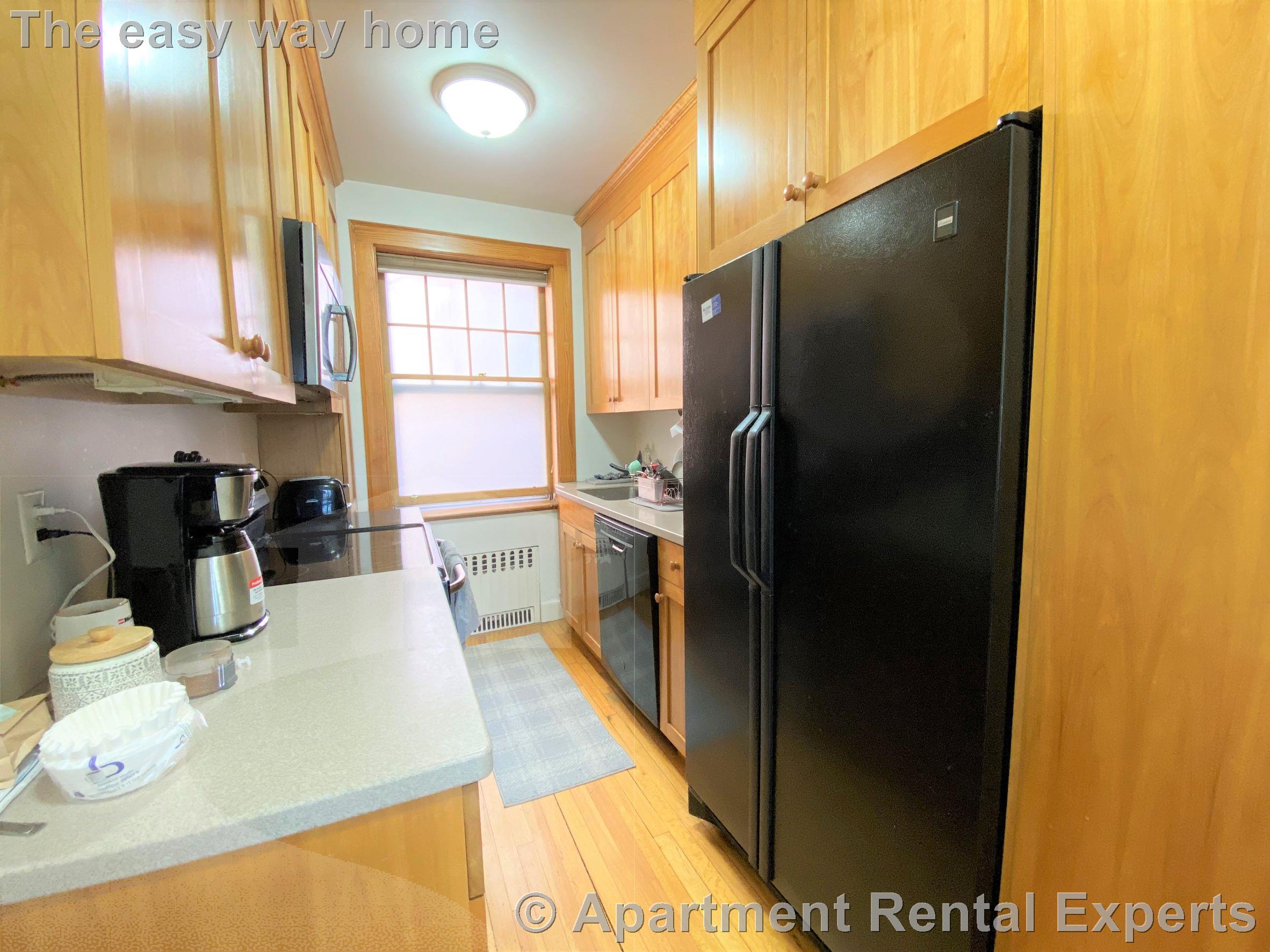 20 Concord Ave, Harvard Square