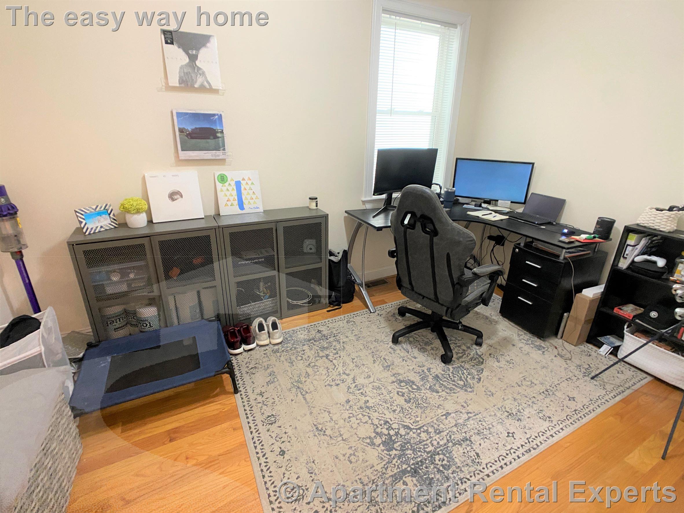 614 Main St, Magoun Square