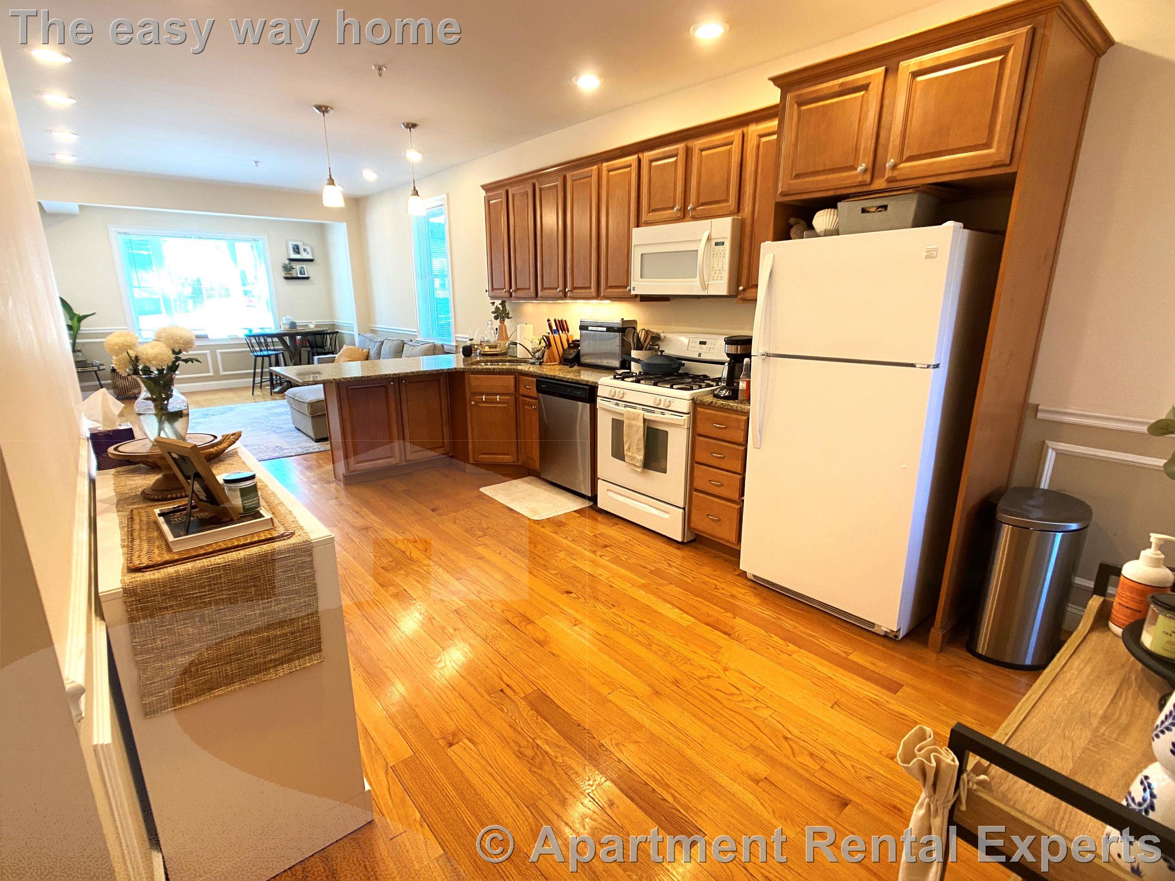 614 Main St, Magoun Square