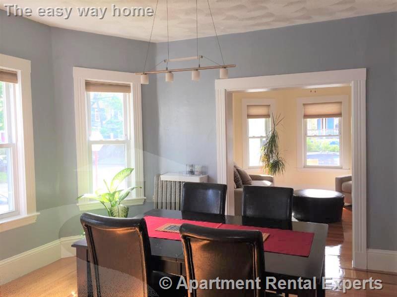 73 Highland Rd, Davis Square