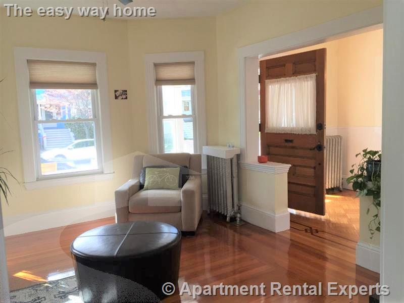 73 Highland Rd, Davis Square