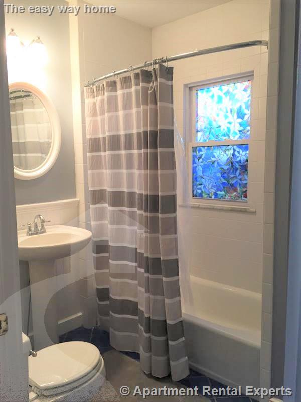 73 Highland Rd, Davis Square