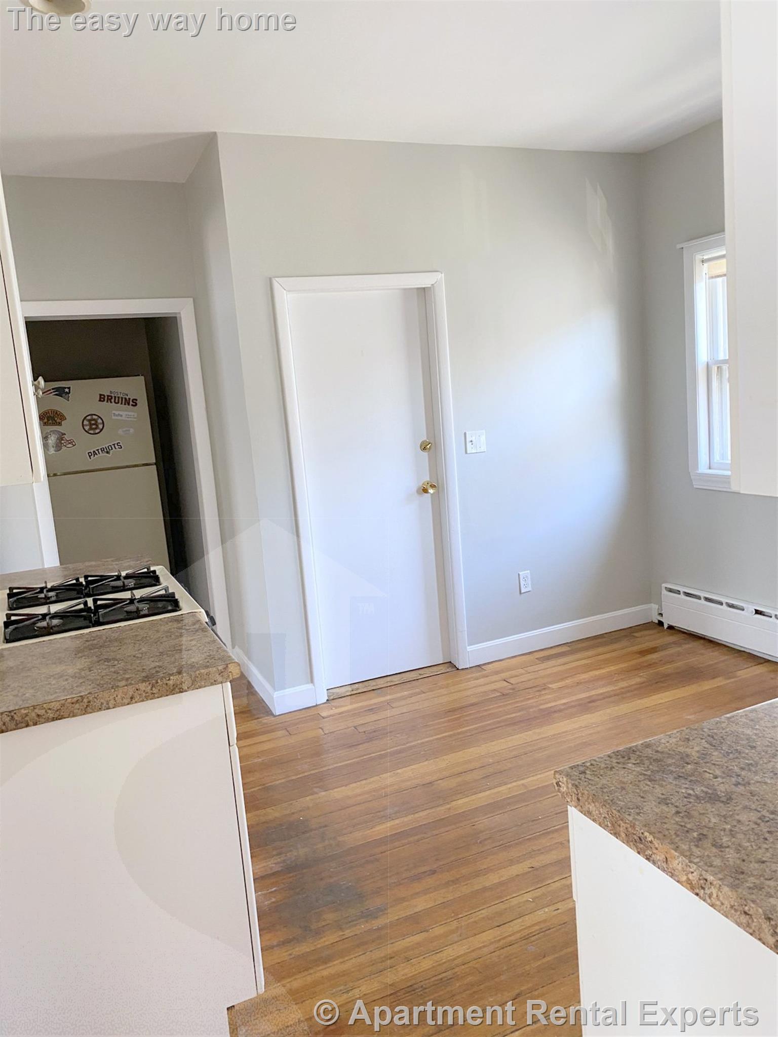 93 Frederick Ave, Tufts