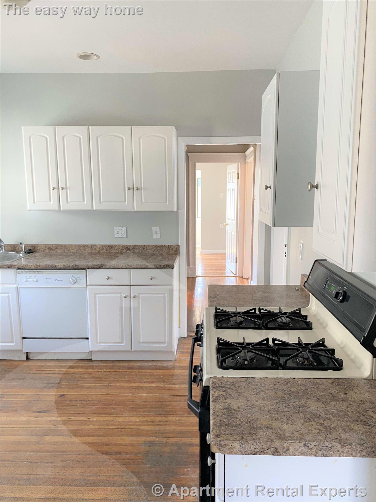 93 Frederick Ave, Tufts