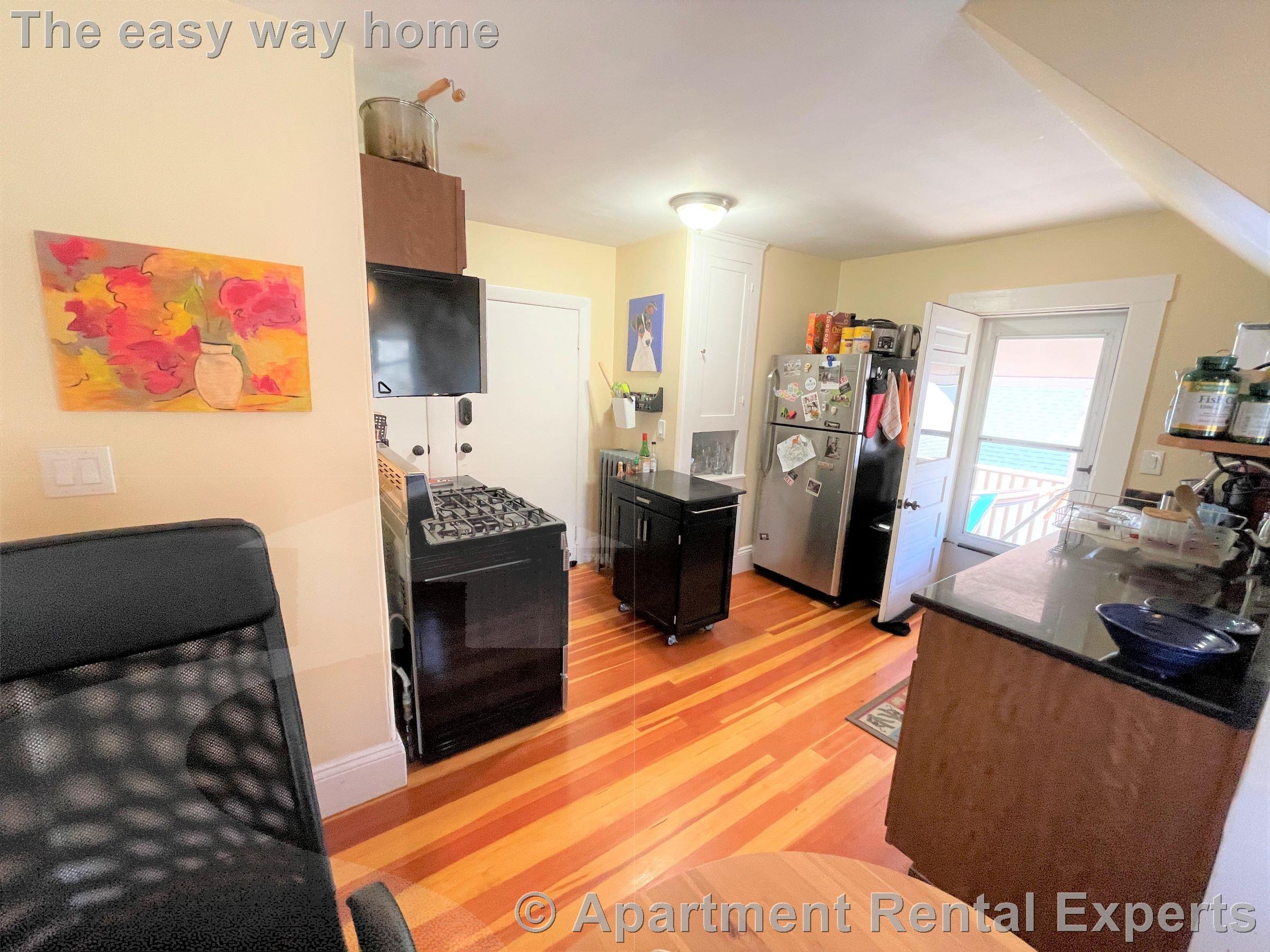 21 Chandler St, Davis Square