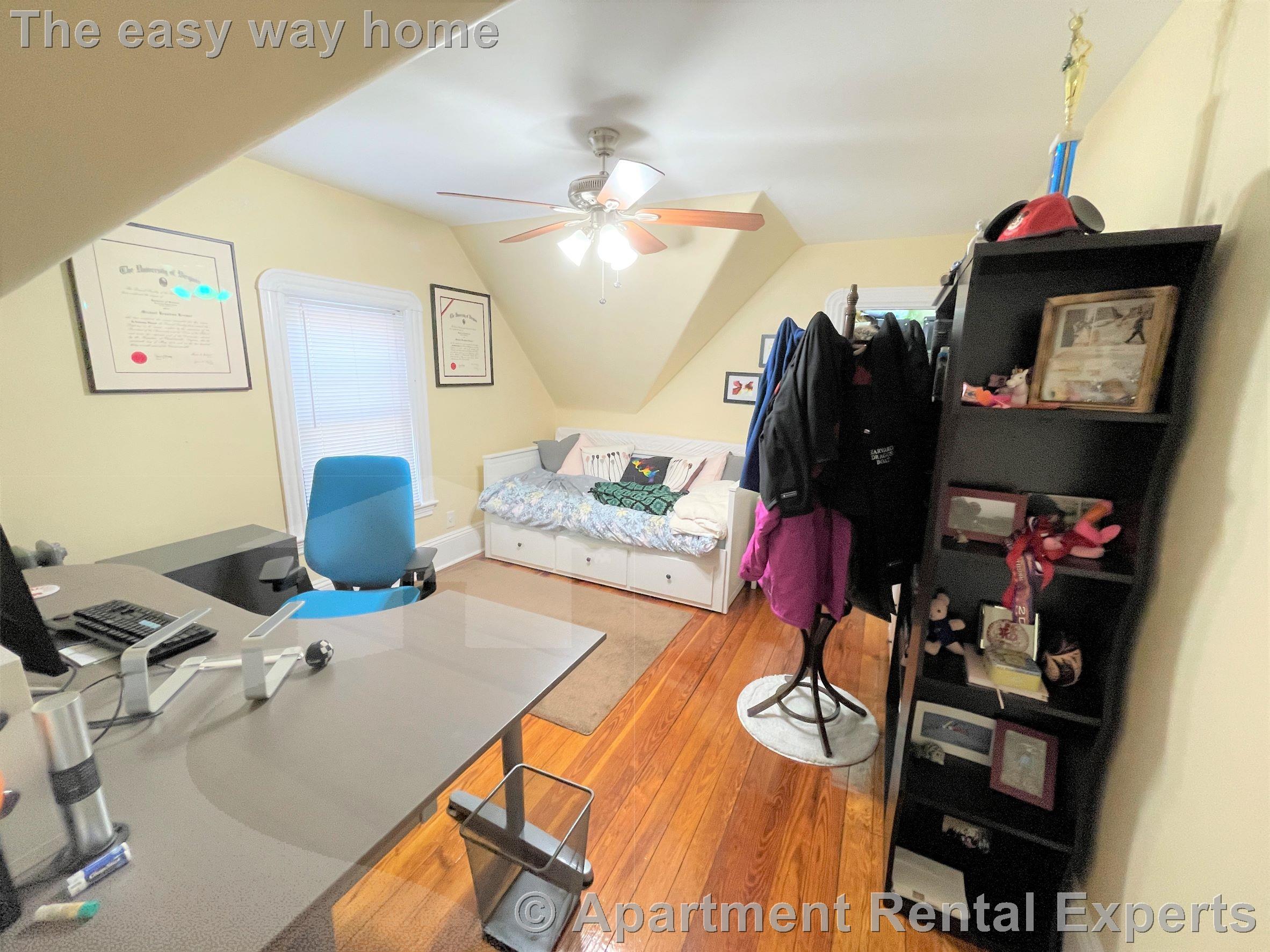 21 Chandler St, Davis Square