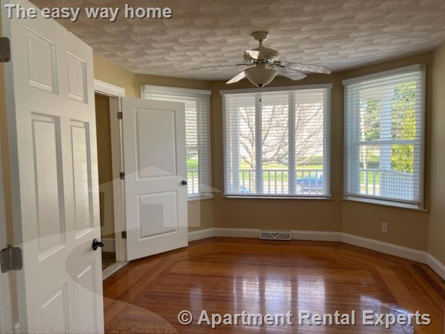 108 Powderhouse Blvd, Davis Square