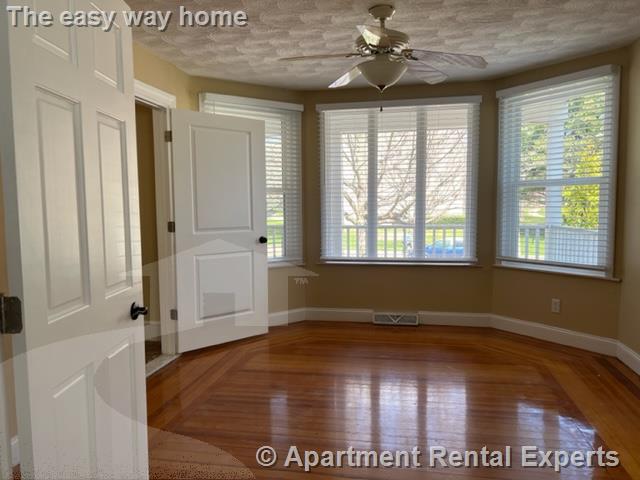 108 Powderhouse Blvd, Davis Square