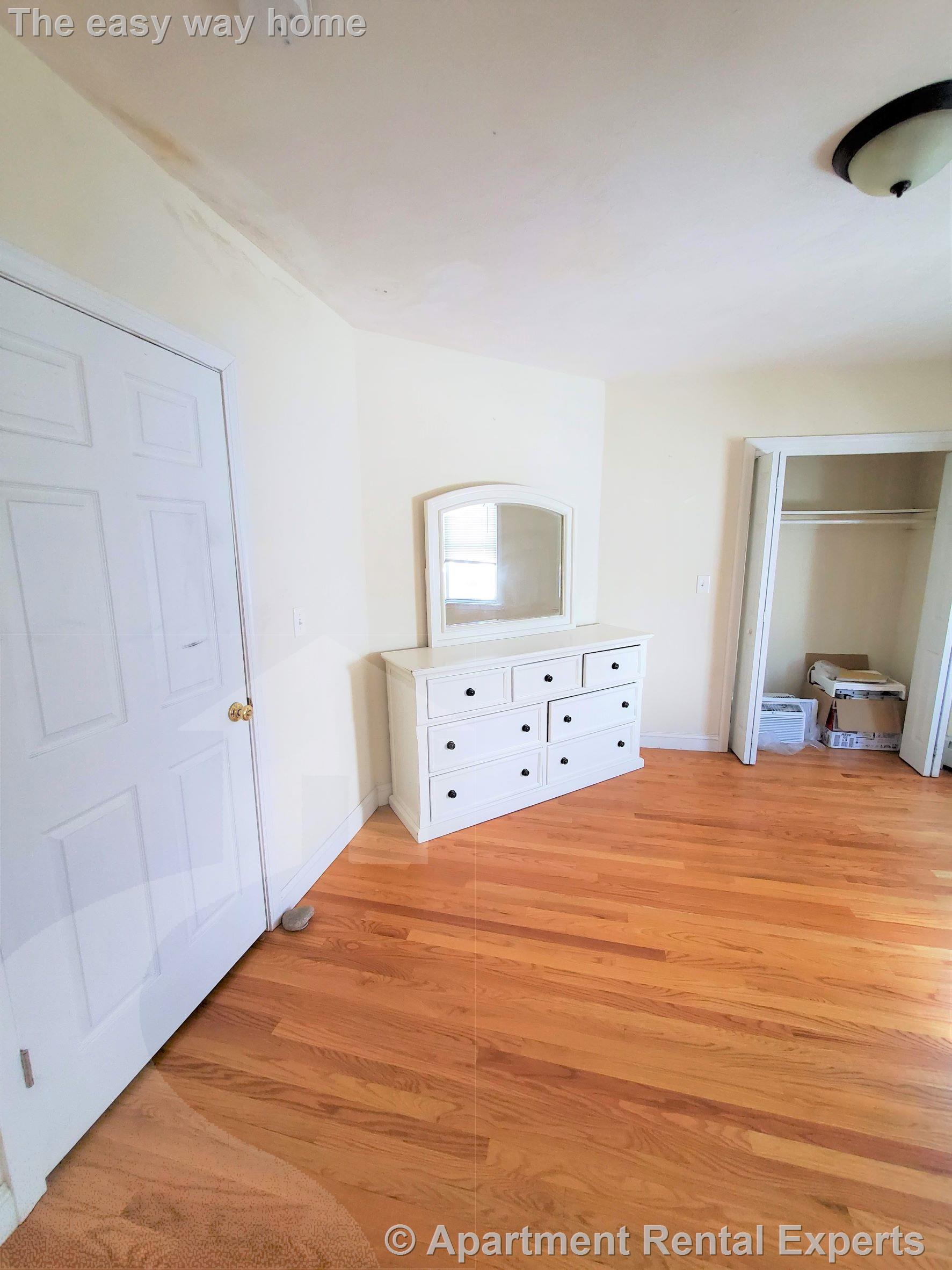 389.5 Columbia St, Inman Square