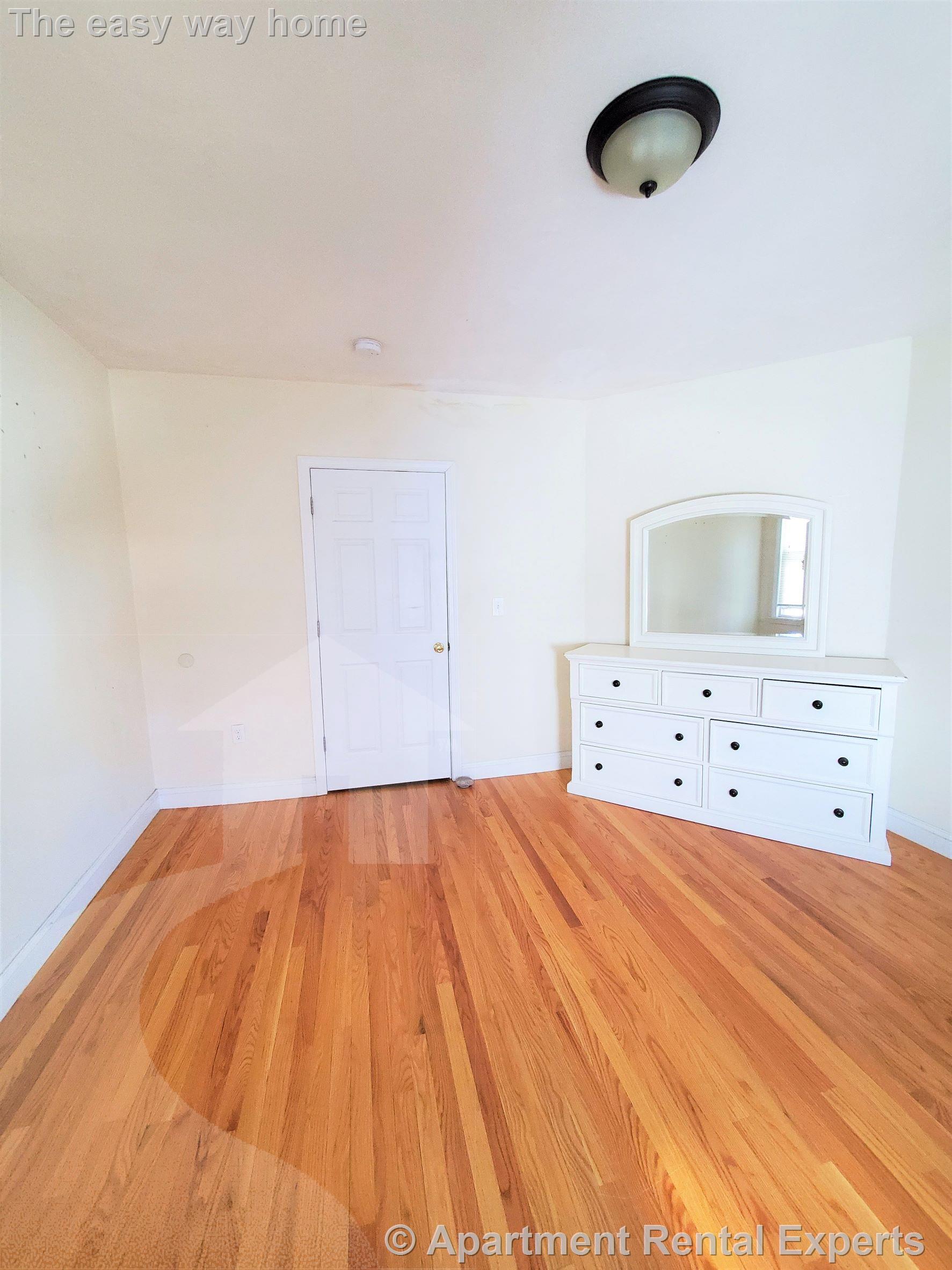 389.5 Columbia St, Inman Square