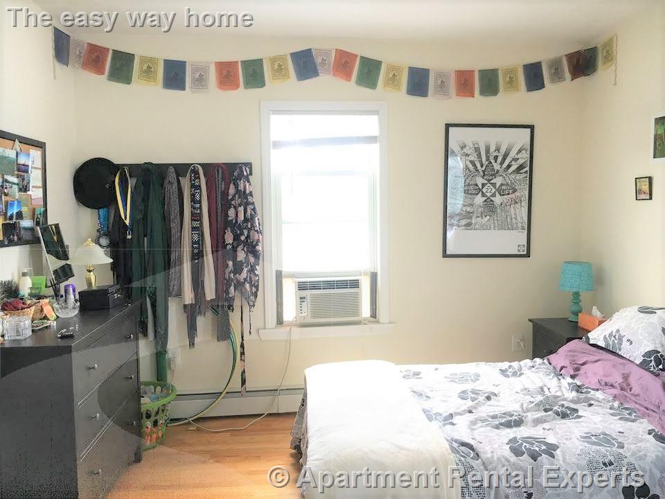 389.5 Columbia St, Inman Square