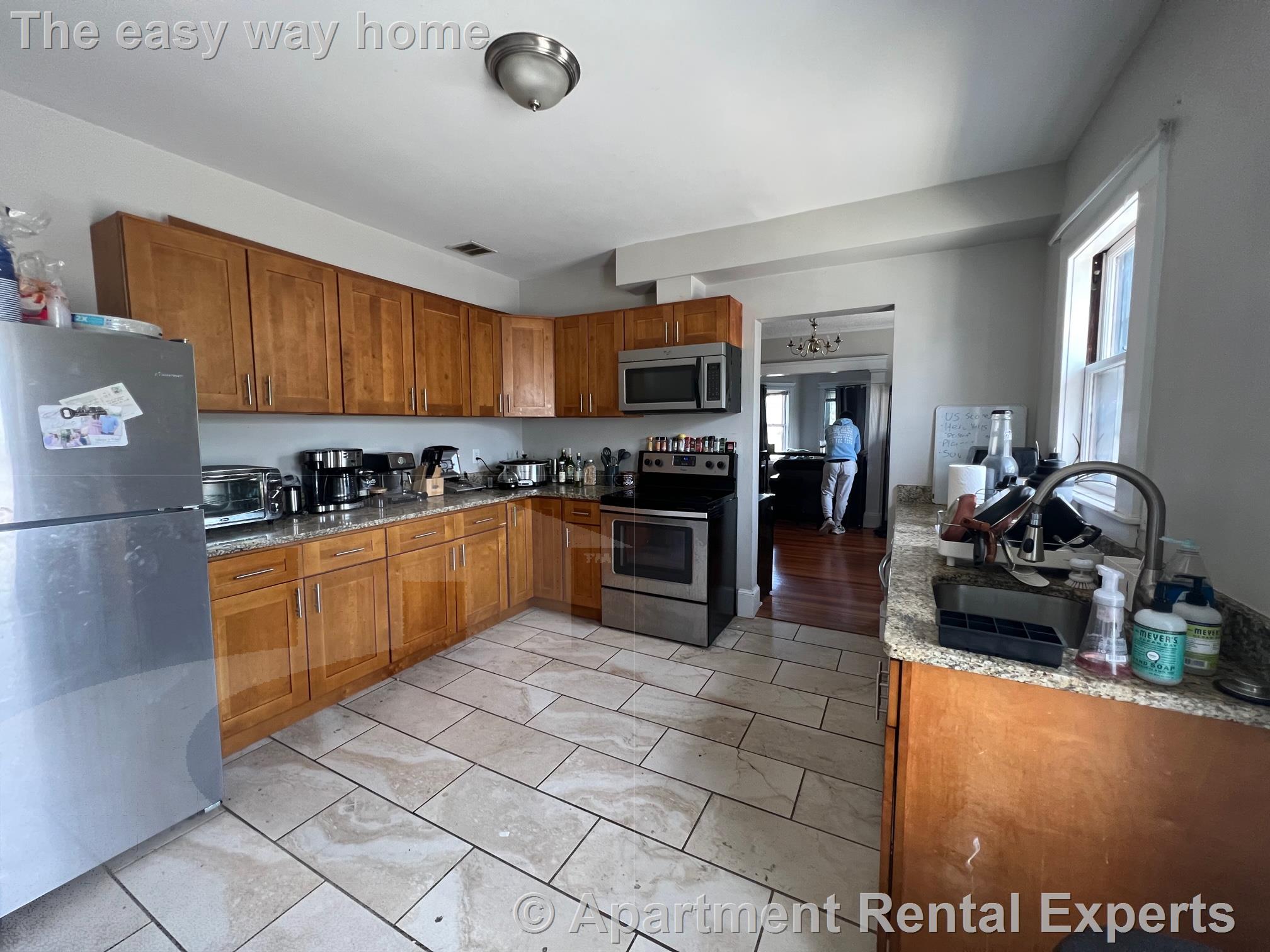 572 High St, West Medford