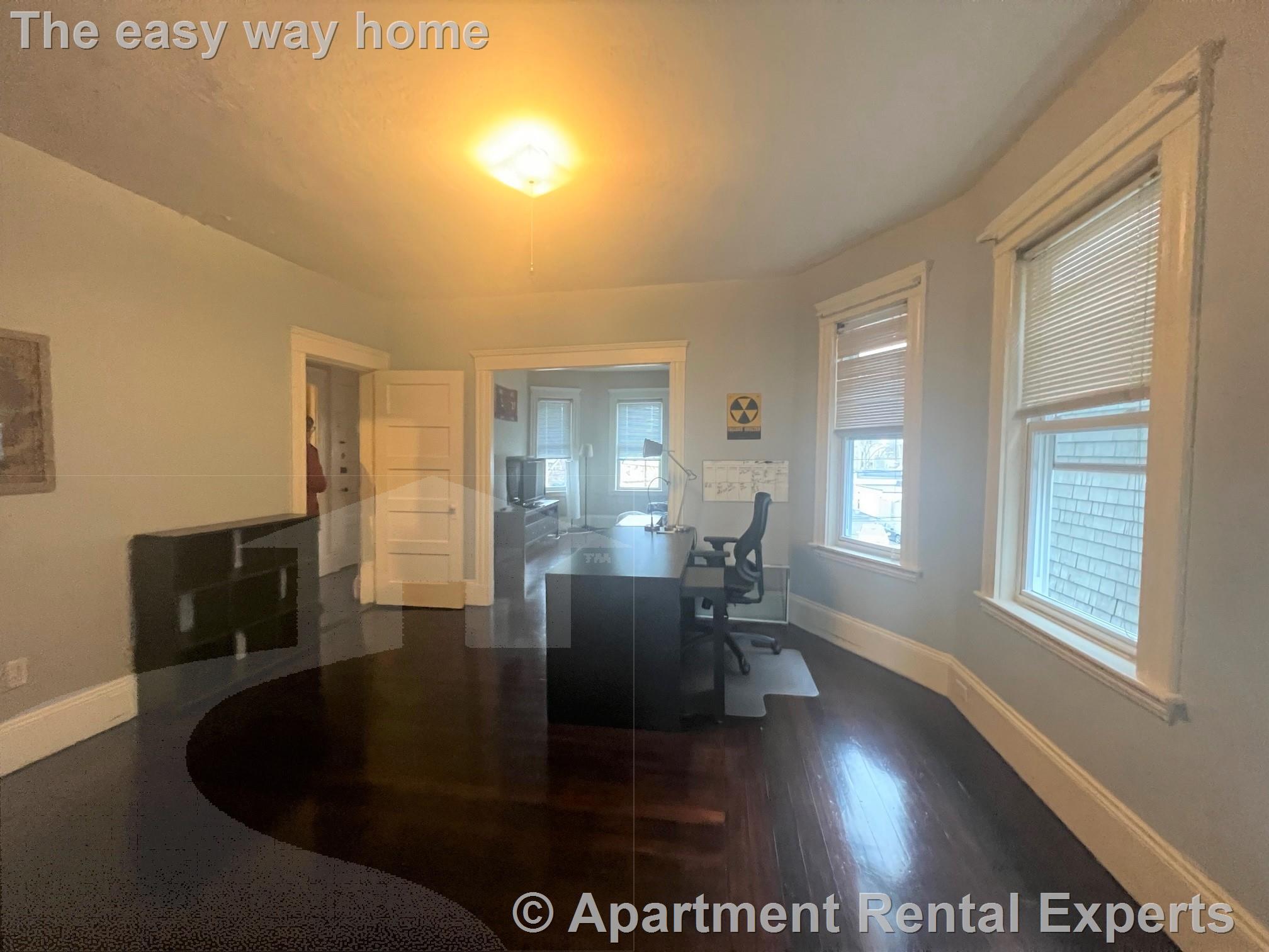 20 Alberta Ter, North Cambridge