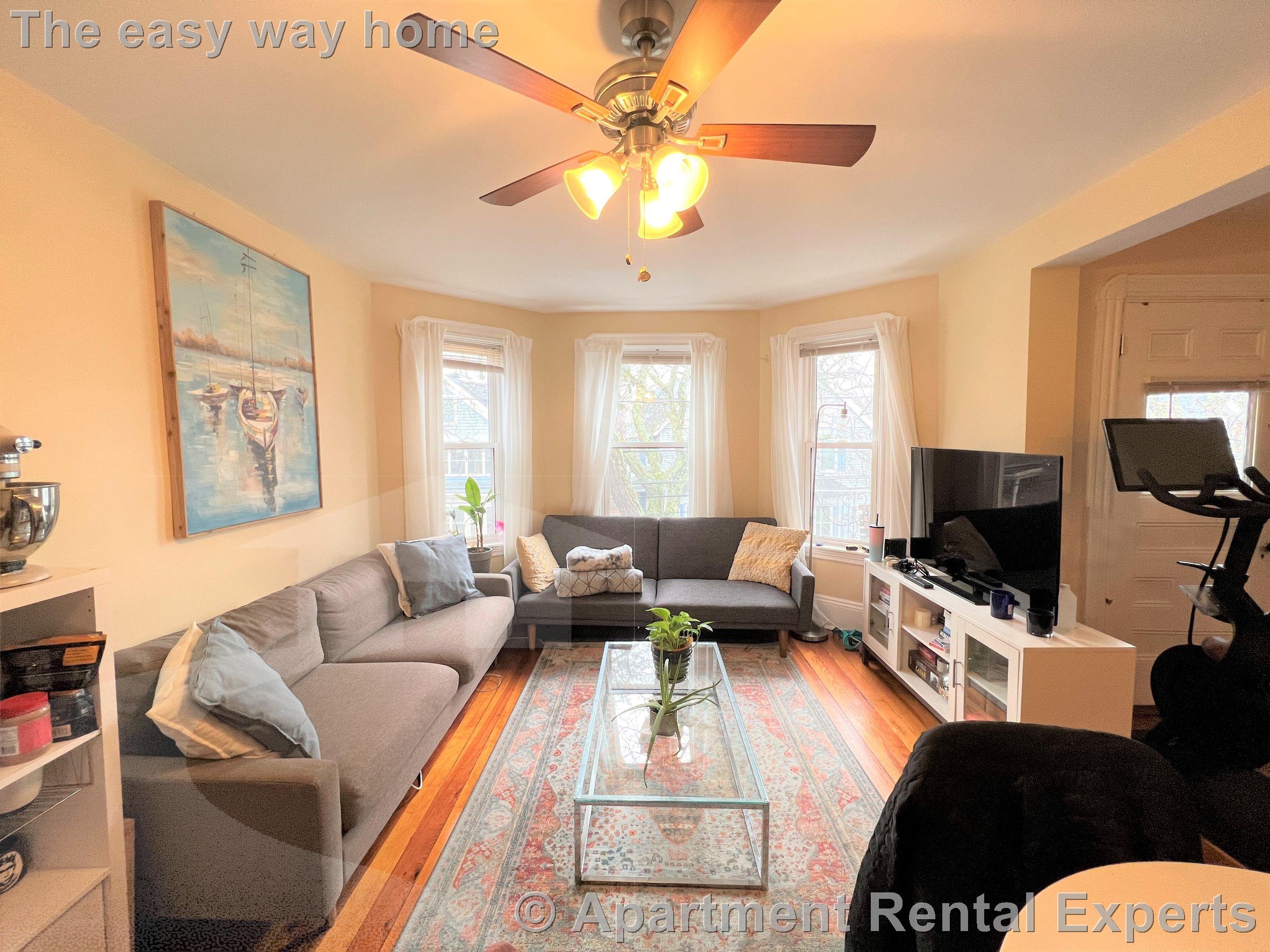 19 Chandler St, Davis Square