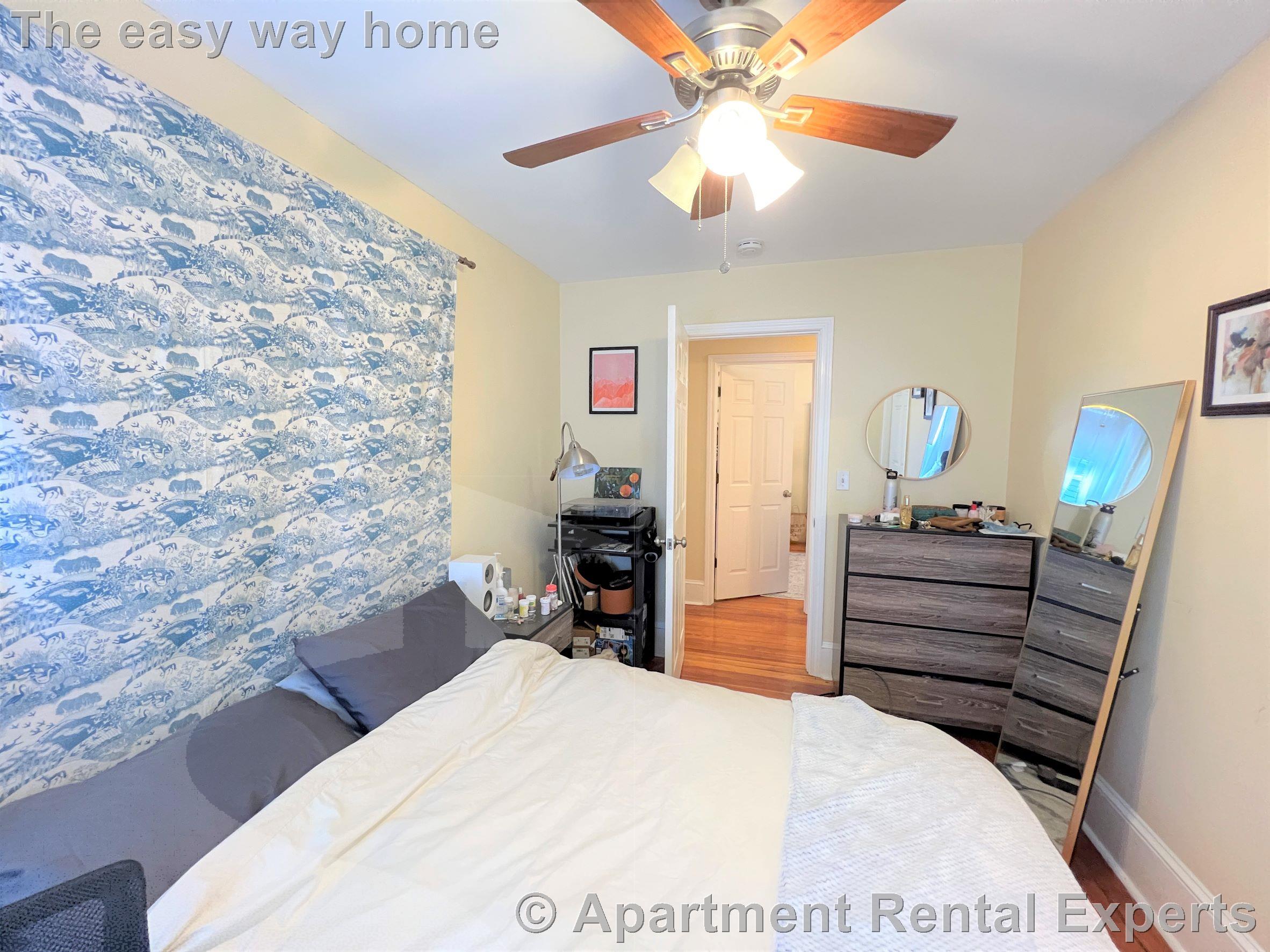 19 Chandler St, Davis Square