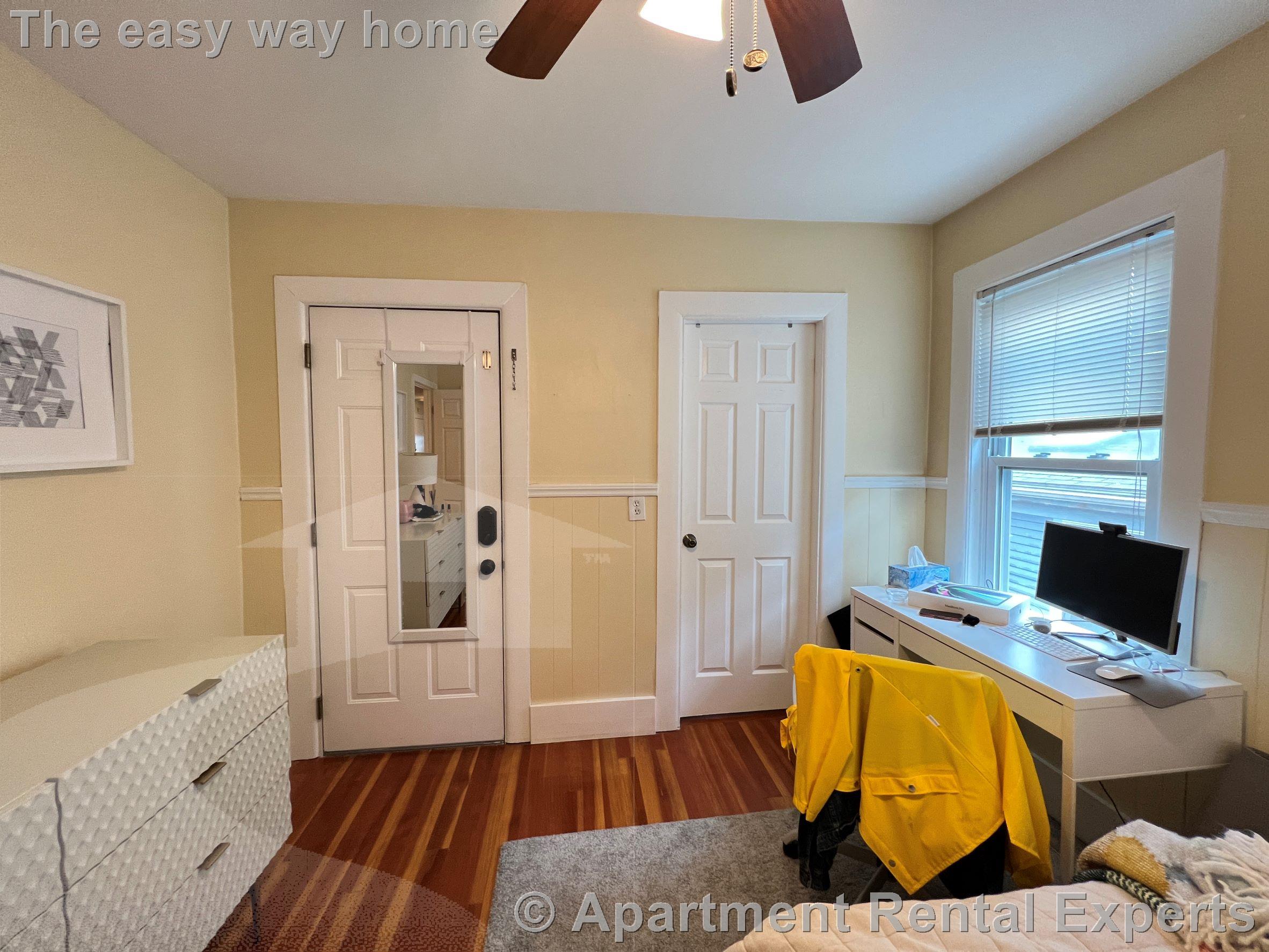 19 Chandler St, Davis Square