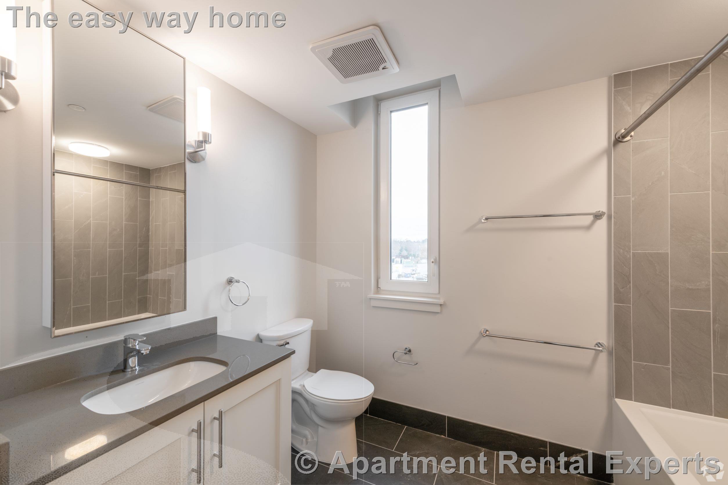 77 New St, Fresh Pond