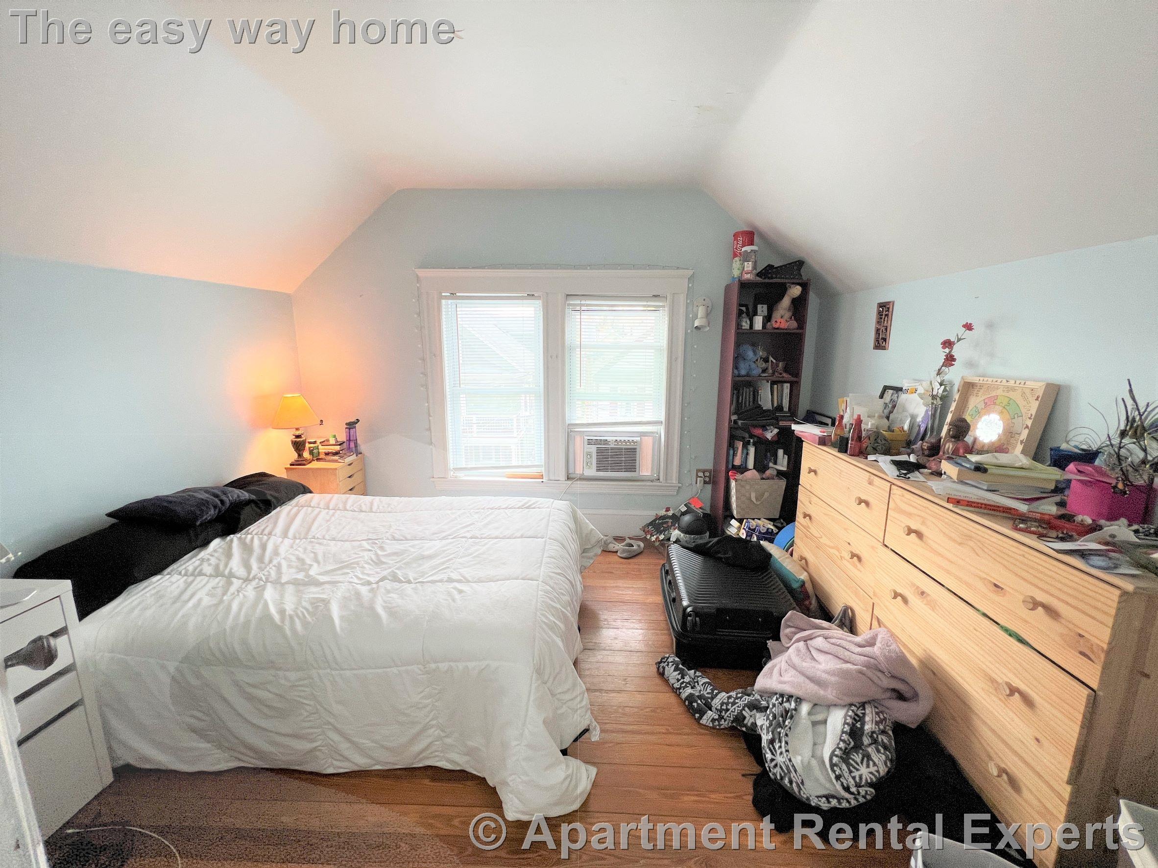 11 Burnham St, Davis Square