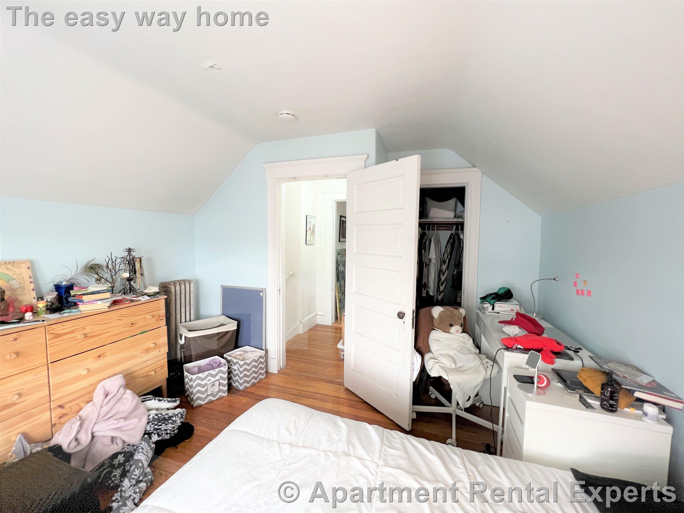 11 Burnham St, Davis Square