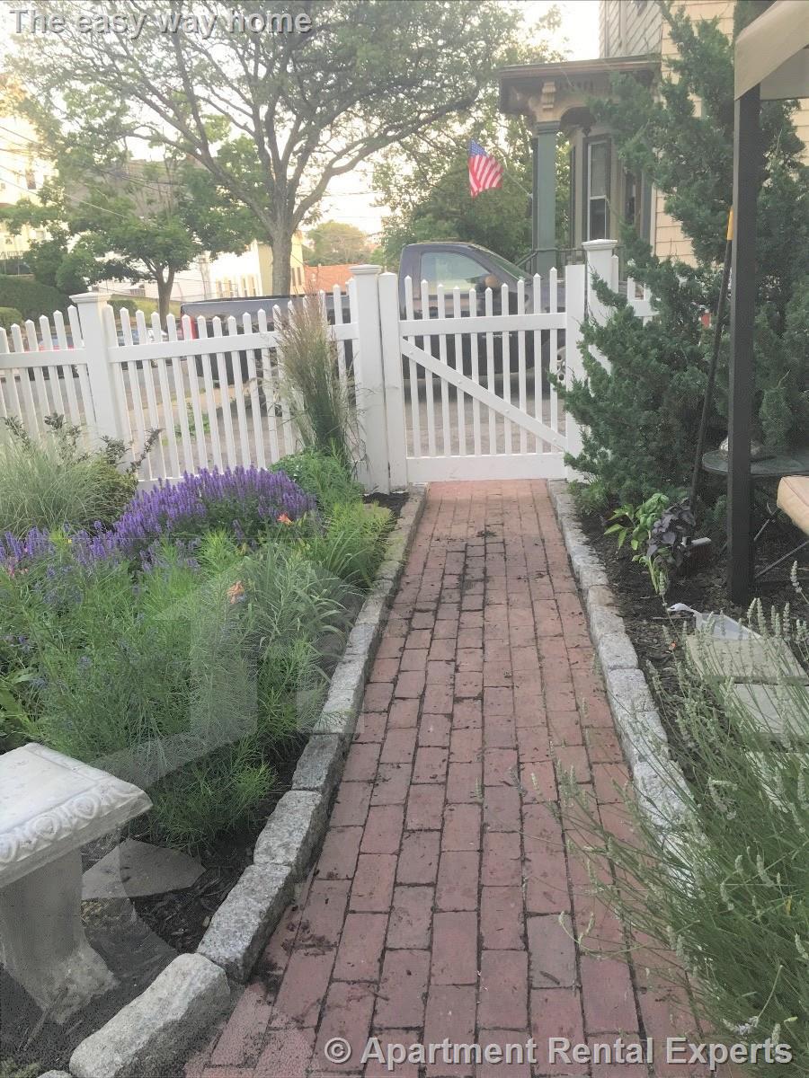 45 Franklin St, East Somerville