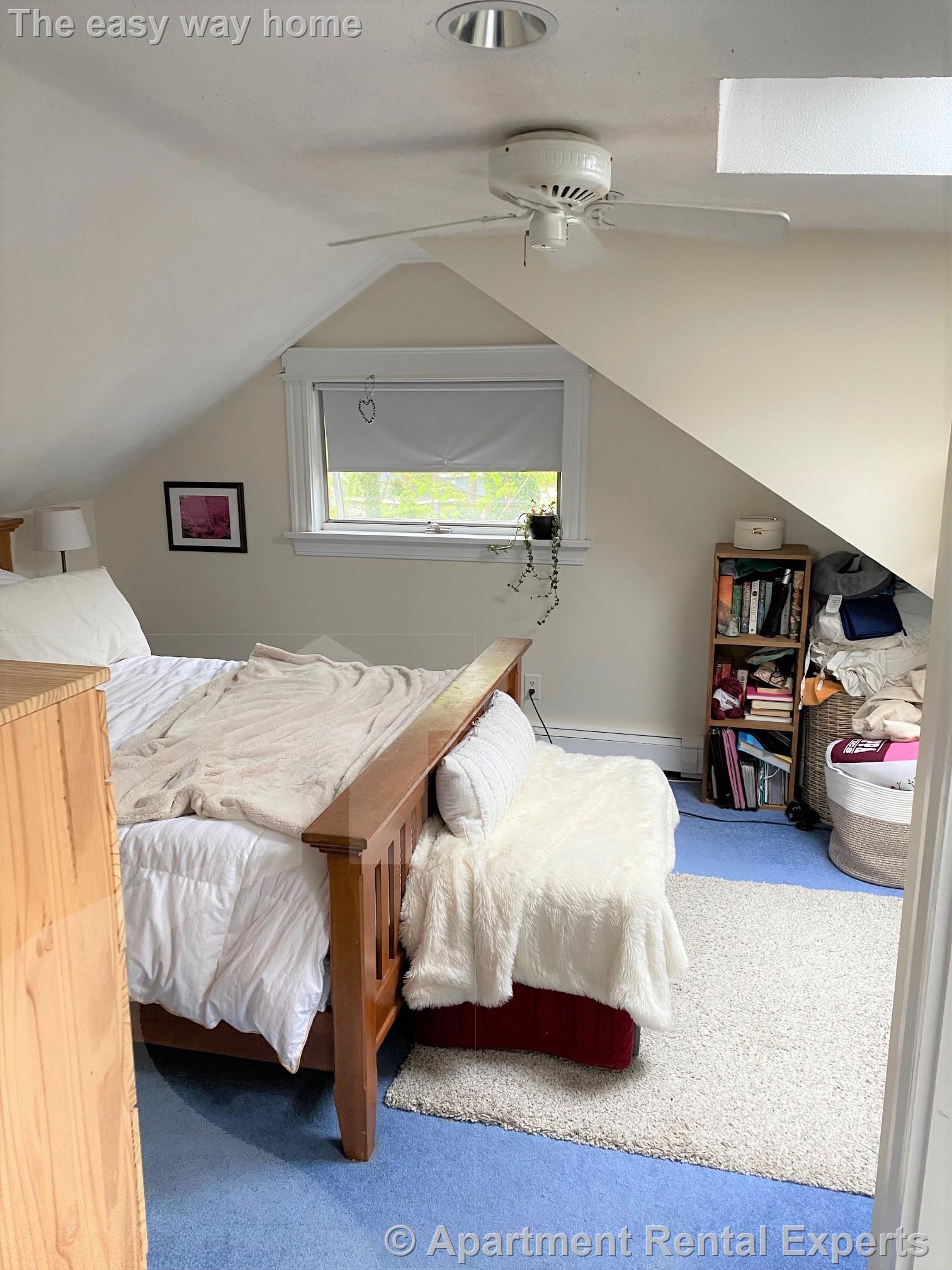 18 Woburn St, West Medford