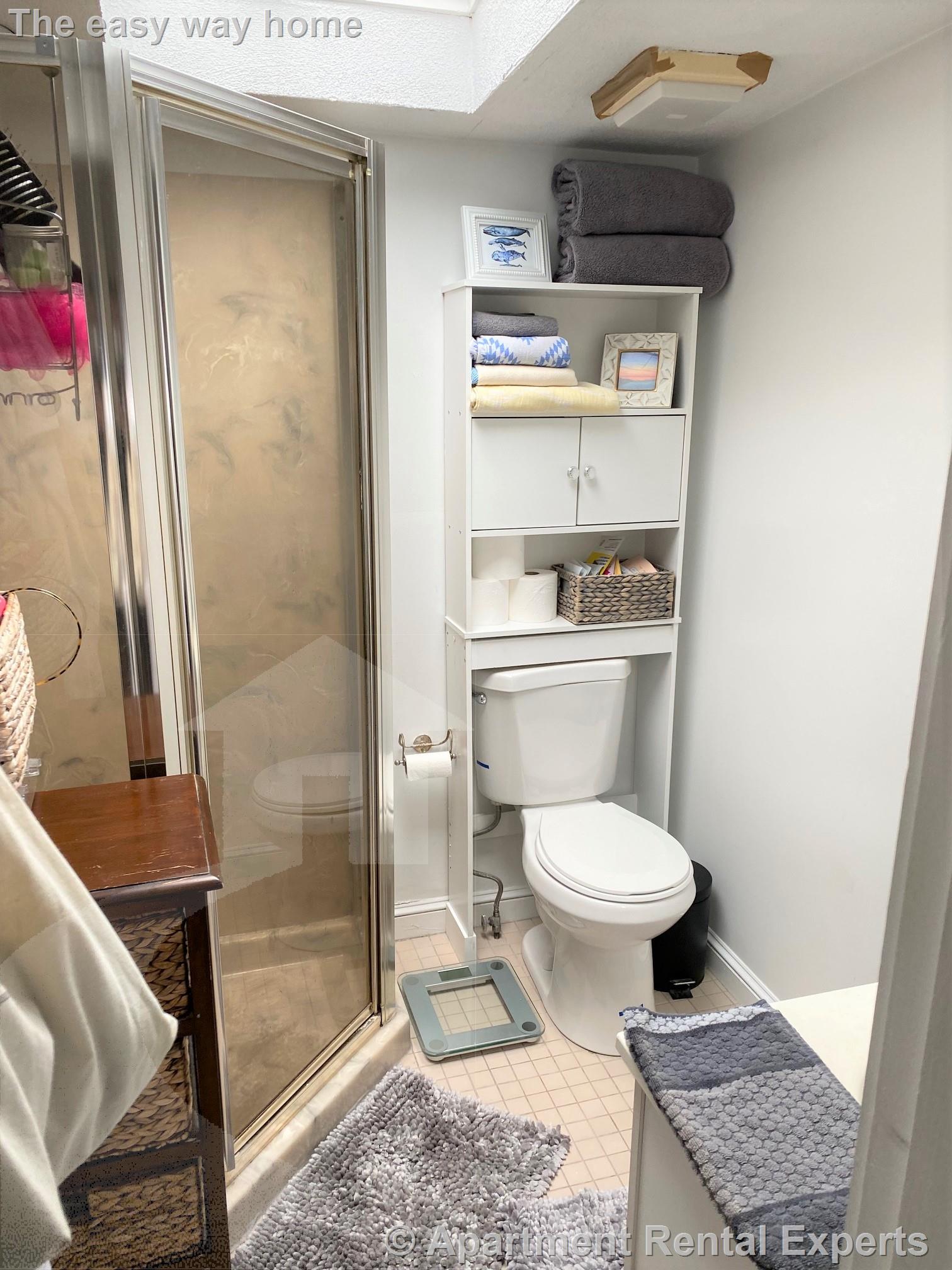 18 Woburn St, West Medford