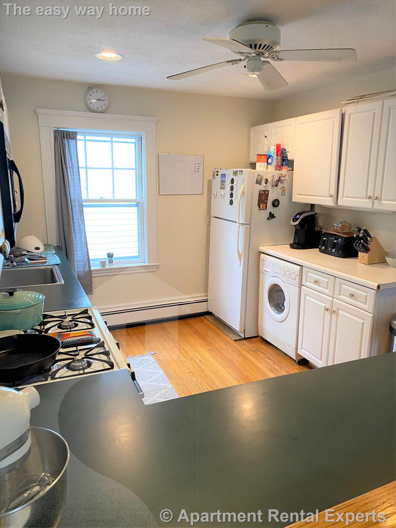 18 Woburn St, West Medford