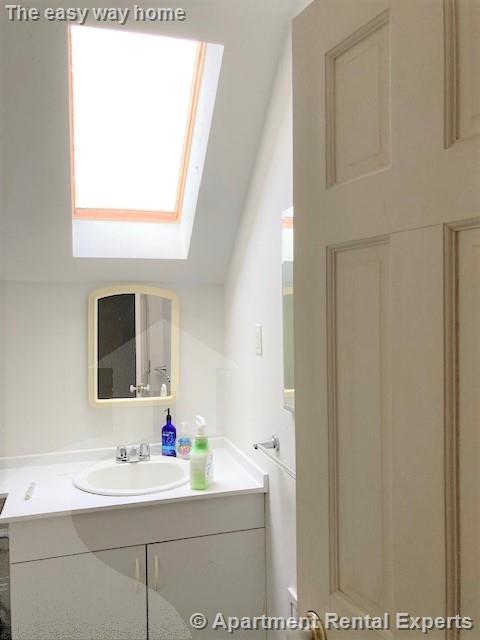 217 Brookline St, Cambridgeport