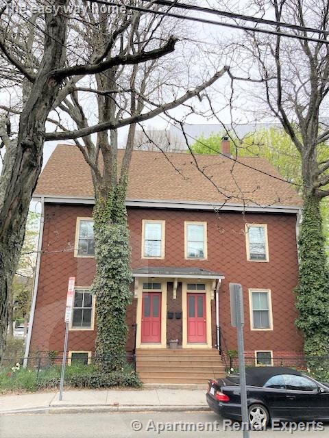 217 Brookline St, Cambridgeport