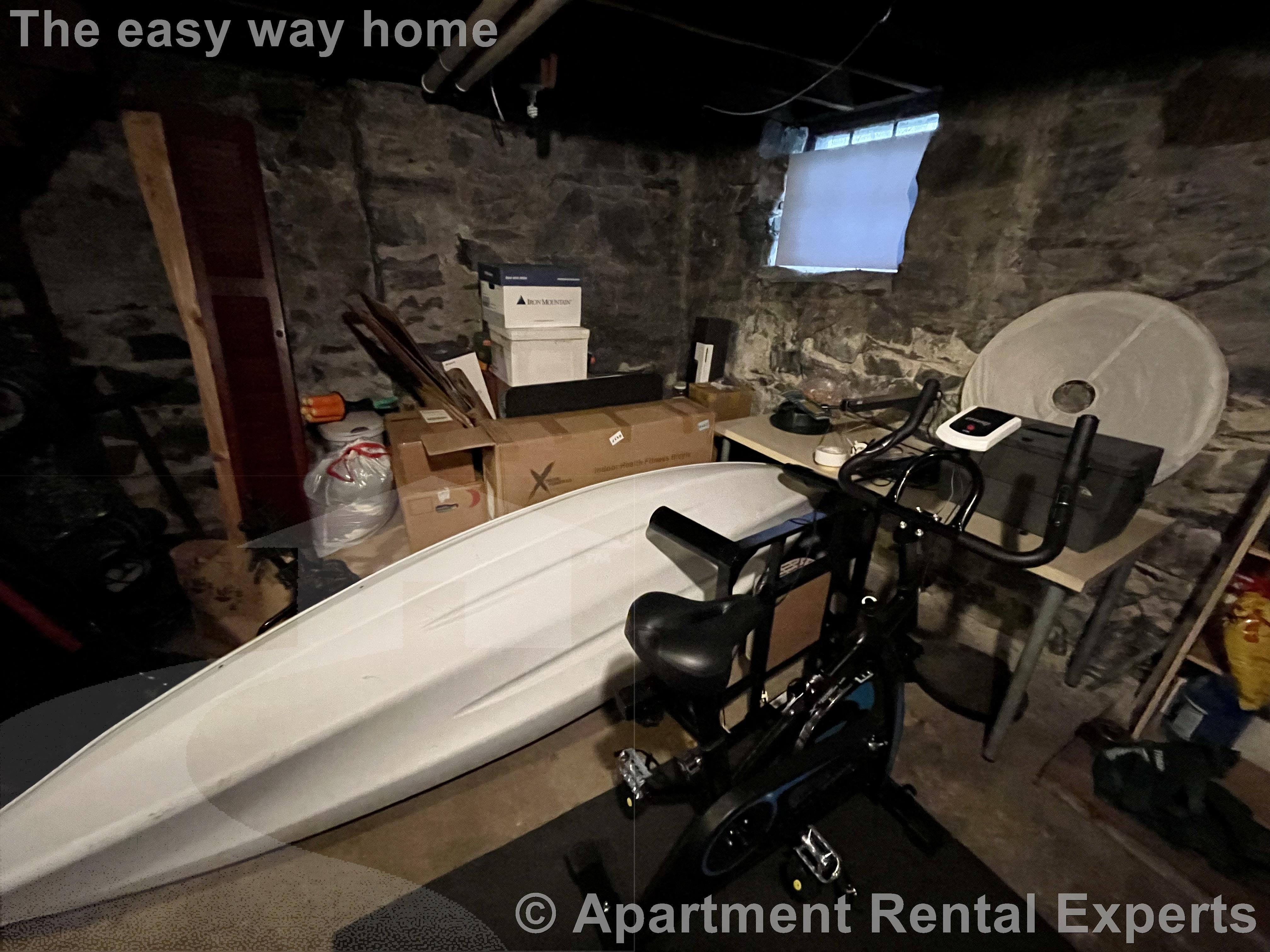 20 Moore St, Davis Square