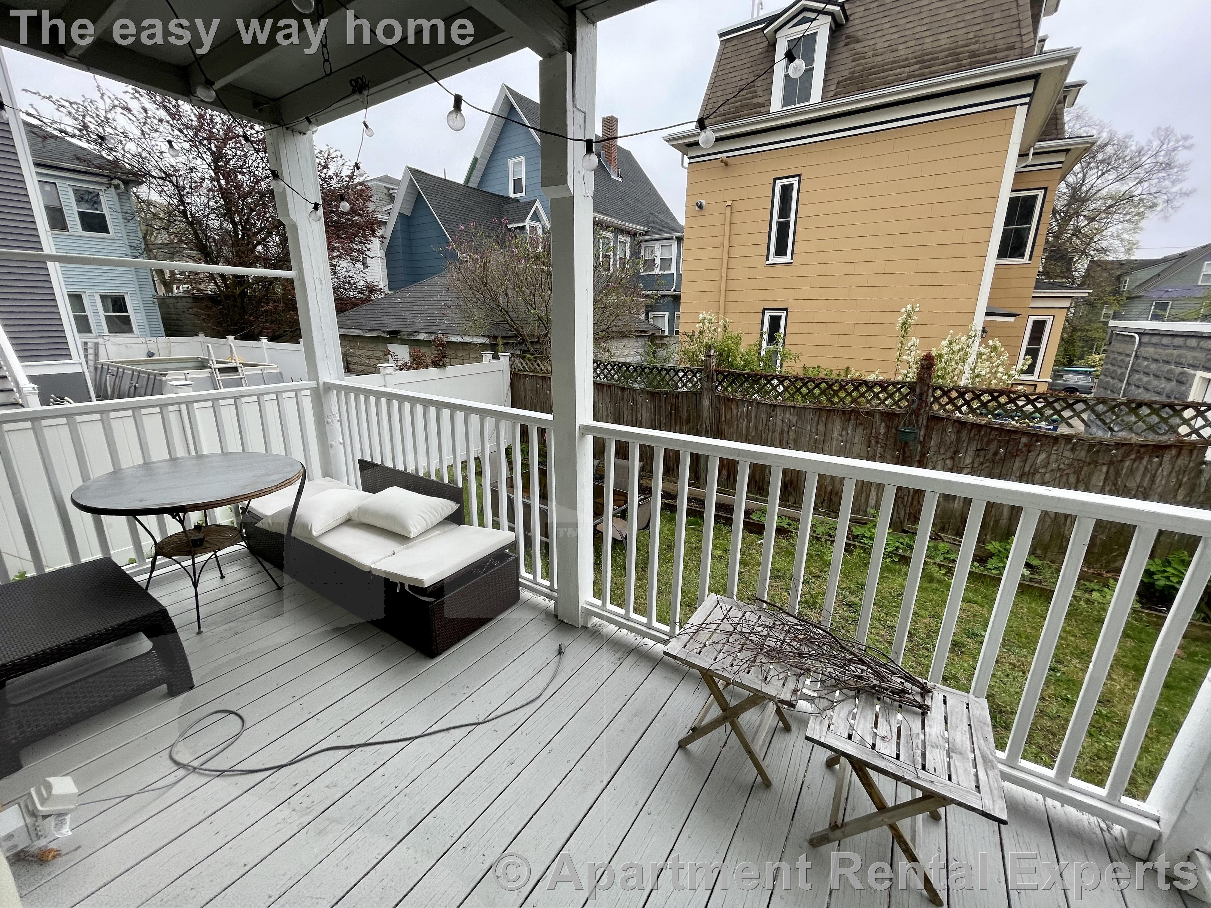 20 Moore St, Davis Square