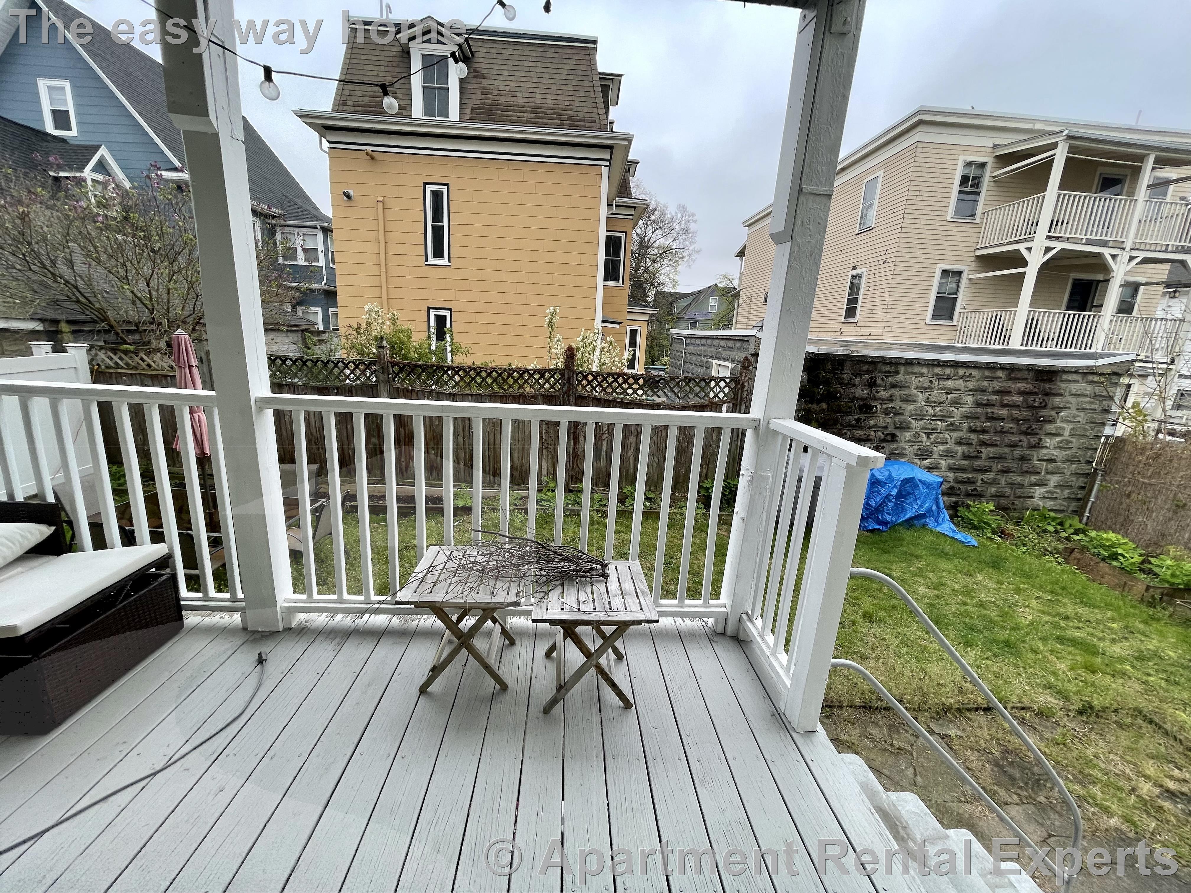 20 Moore St, Davis Square