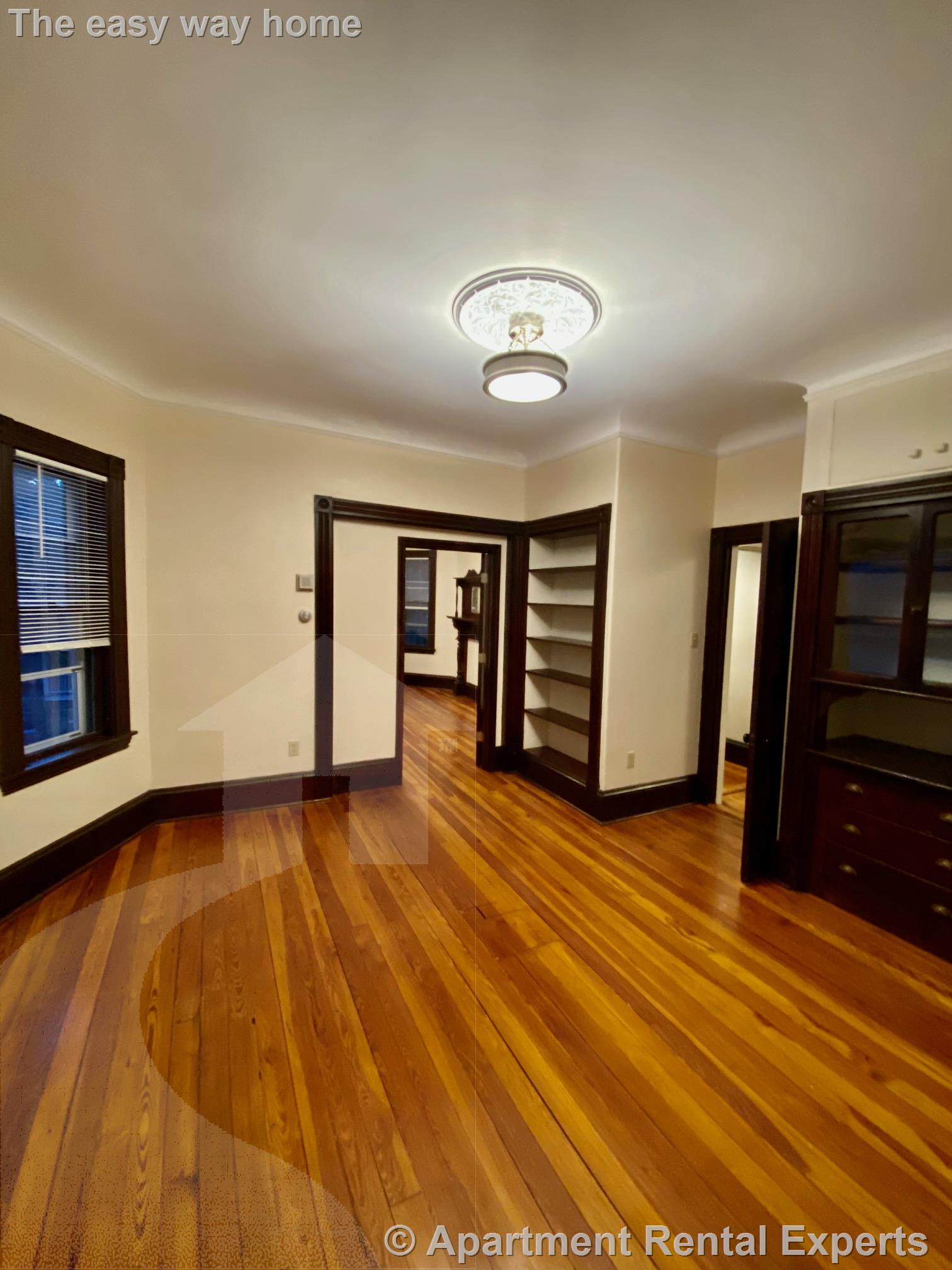 15 Lesley Ave, Davis Square