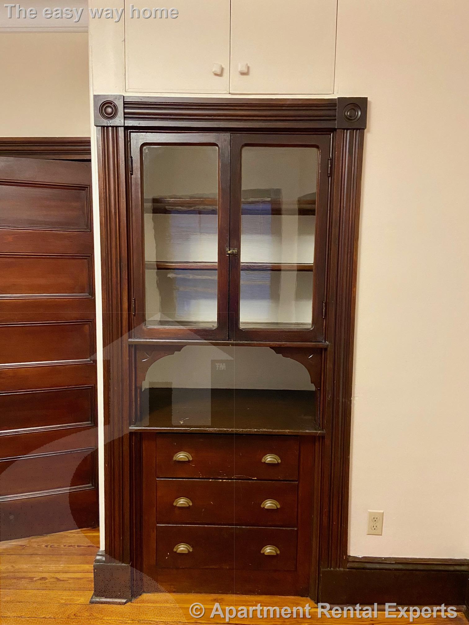 15 Lesley Ave, Davis Square