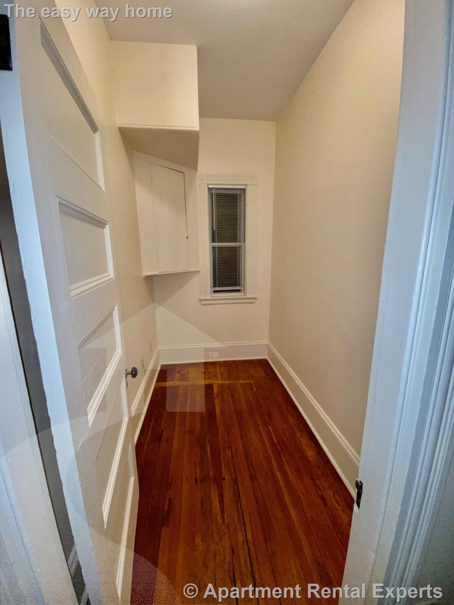 15 Lesley Ave, Davis Square