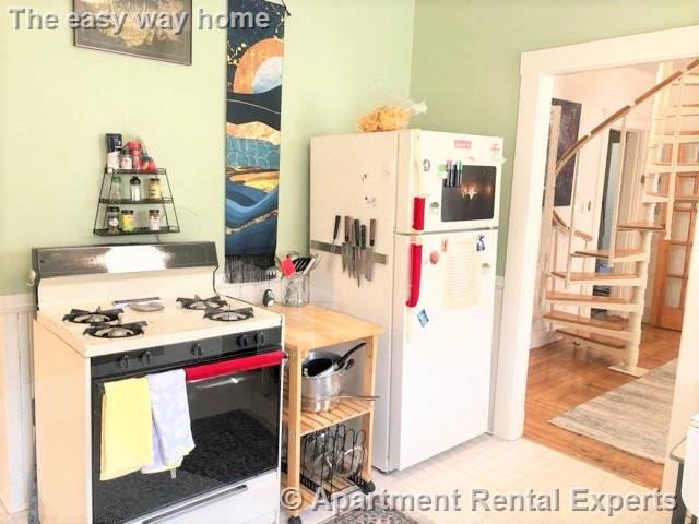 24 Central Rd, Spring Hill